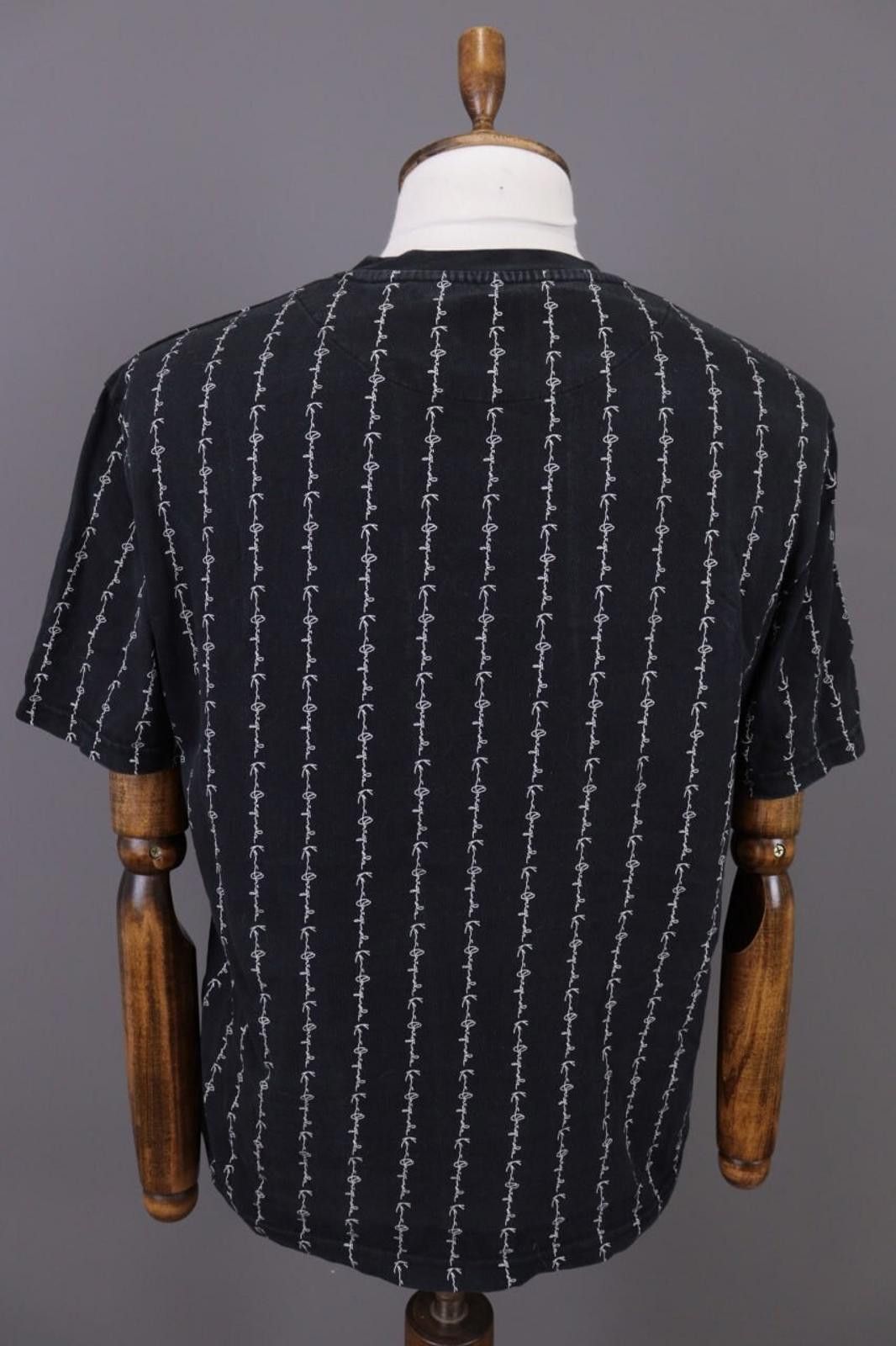 Karl Kani Karl Kani Black Embroidered Rare Summer T-shirt Size S Size US S / EU 44-46 / 1 - 9 Thumbnail