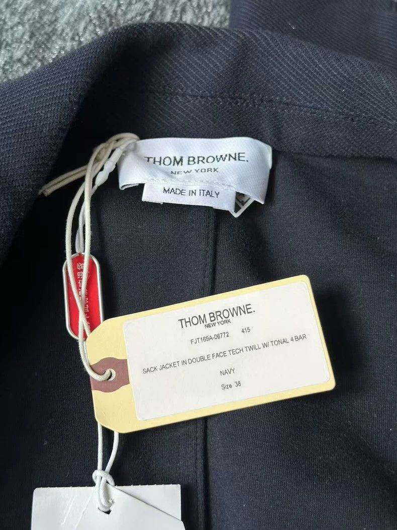 Thom Browne Thom Browne A suit with a vest Size 38S - 3 Thumbnail