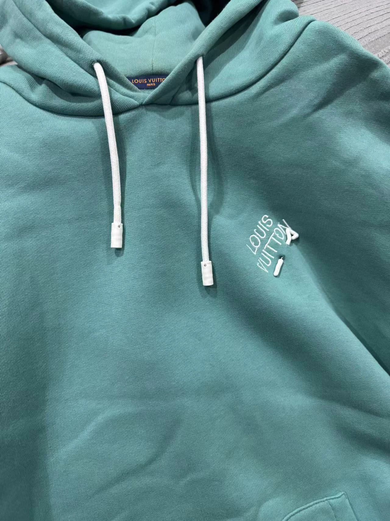 Louis Vuitton LV Authentic Hoodie Size L / US 10 / IT 46 - 2 Thumbnail