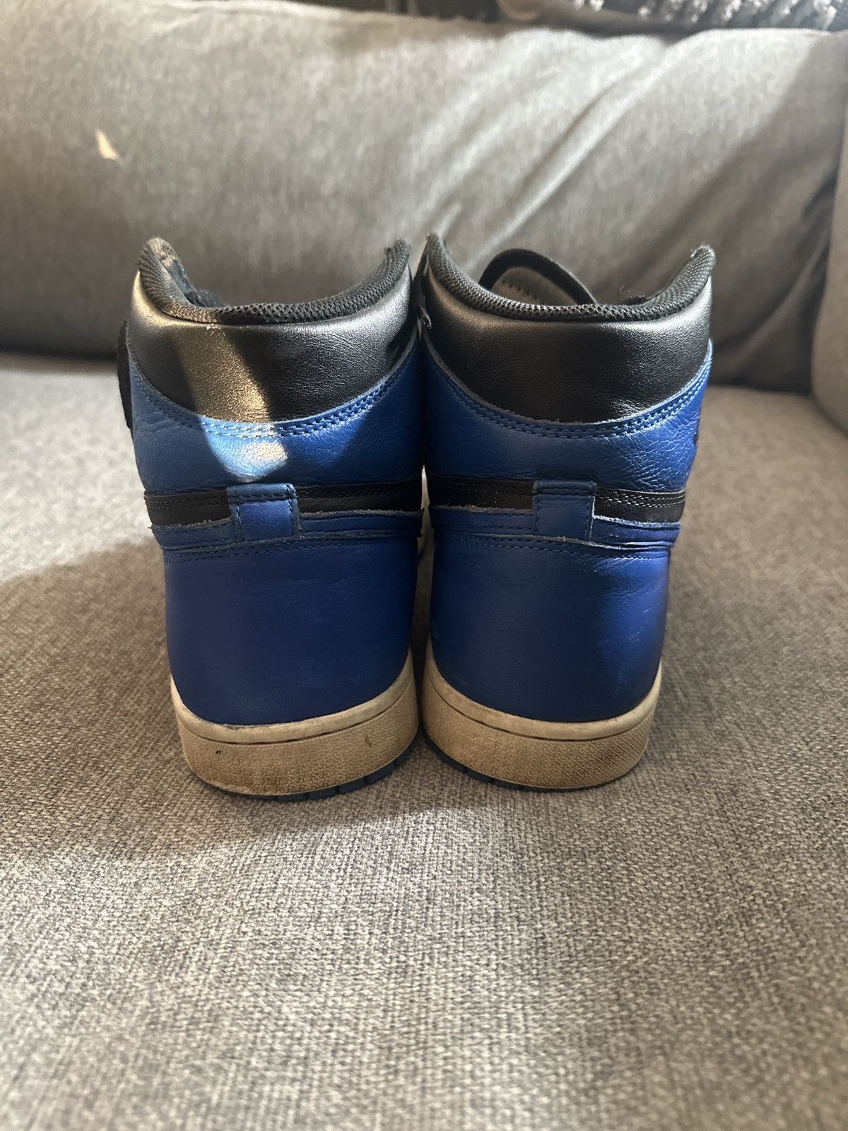 Jordan Brand Air Jordan 1 Royal (2017) Size US 11 / EU 44 - 5 Thumbnail