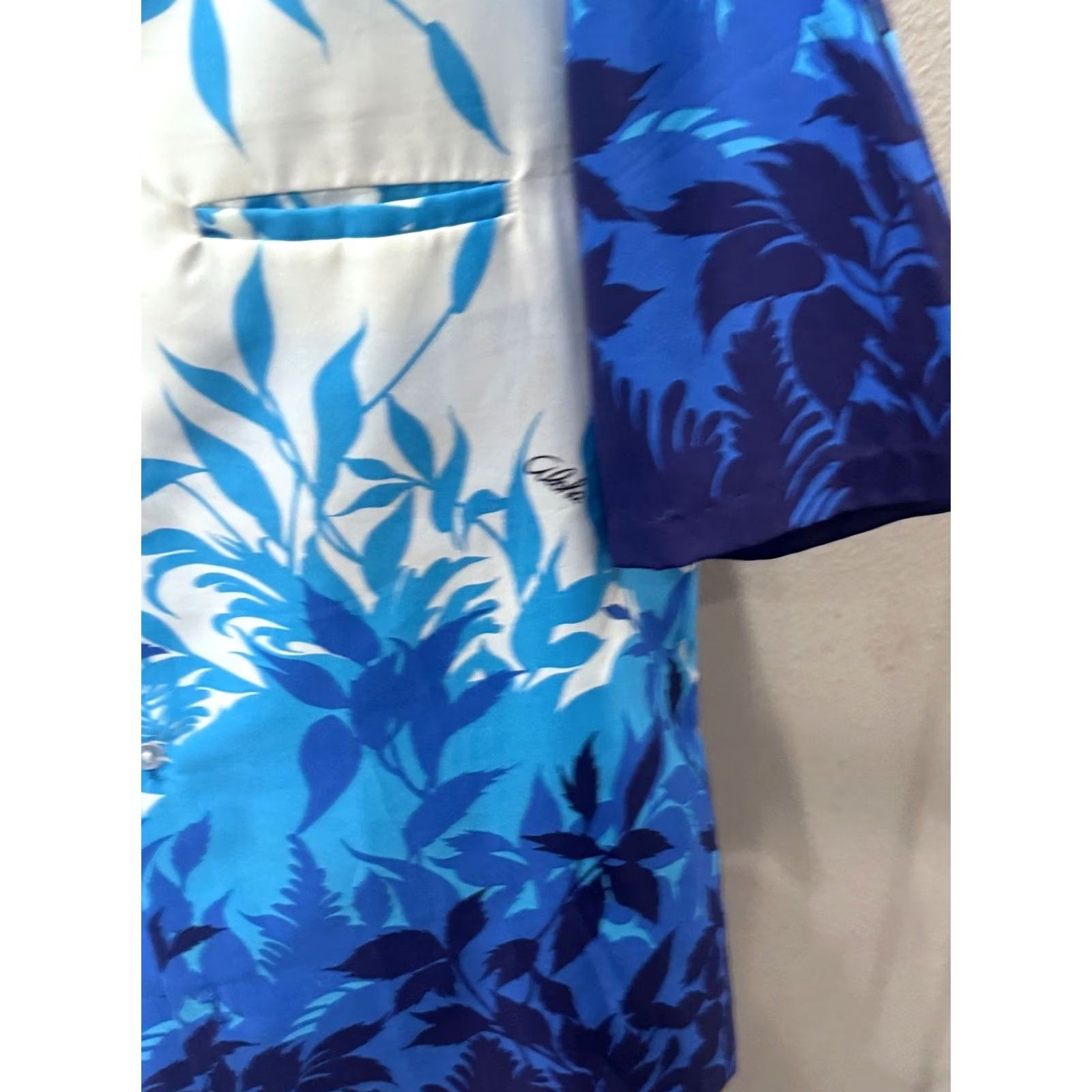 Vintage Royal Creations Hawaii Blue Floral Large L Short Sleeve Button Up Shirt Men Size US L / EU 52-54 / 3 - 4 Thumbnail