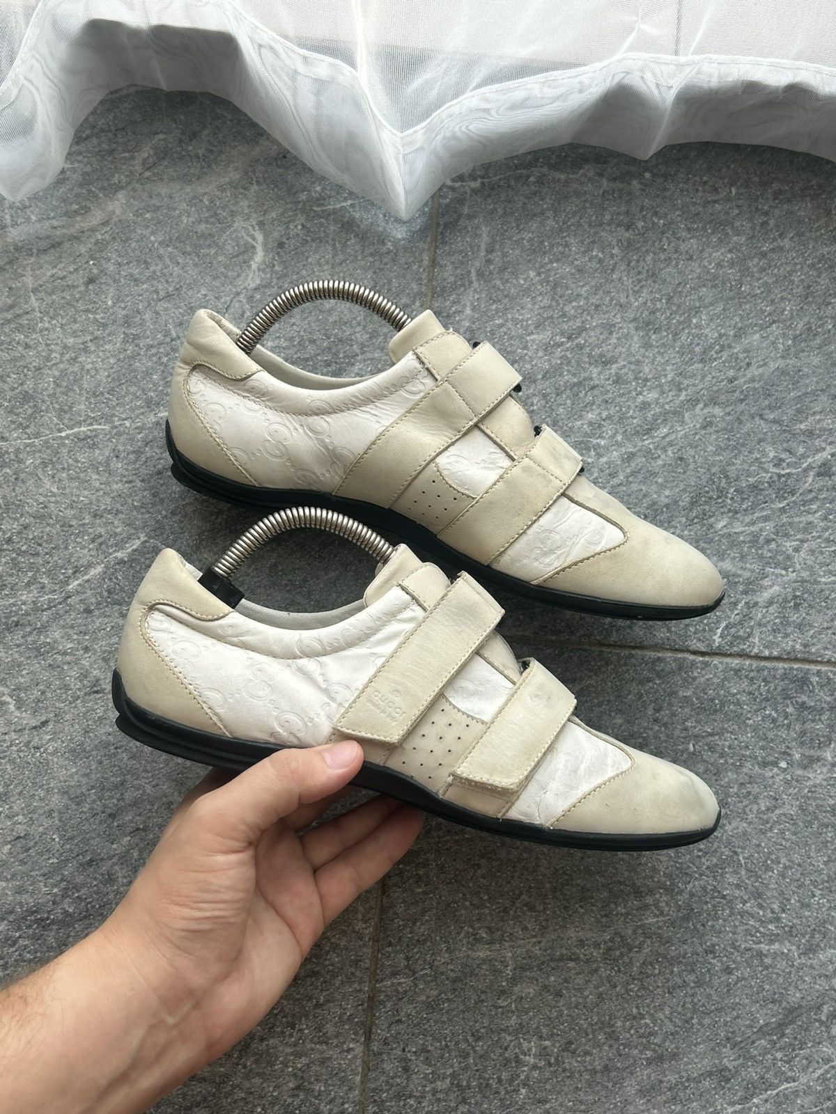 Gucci shoes gucci leather trainers web GG velcro straps sneakers Size US 5.5 / EU 38 - 14 Thumbnail