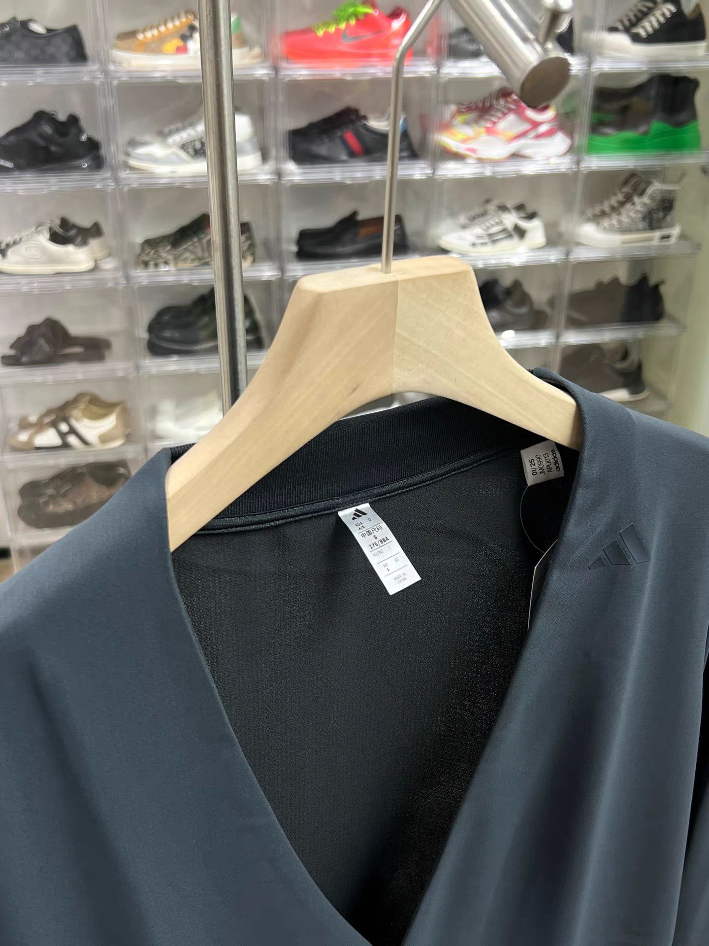 Adidas Adidas Wuzong Series V-neck Jacket Dark Heather Gray K15 Size US S / EU 44-46 / 1 - 2 Thumbnail