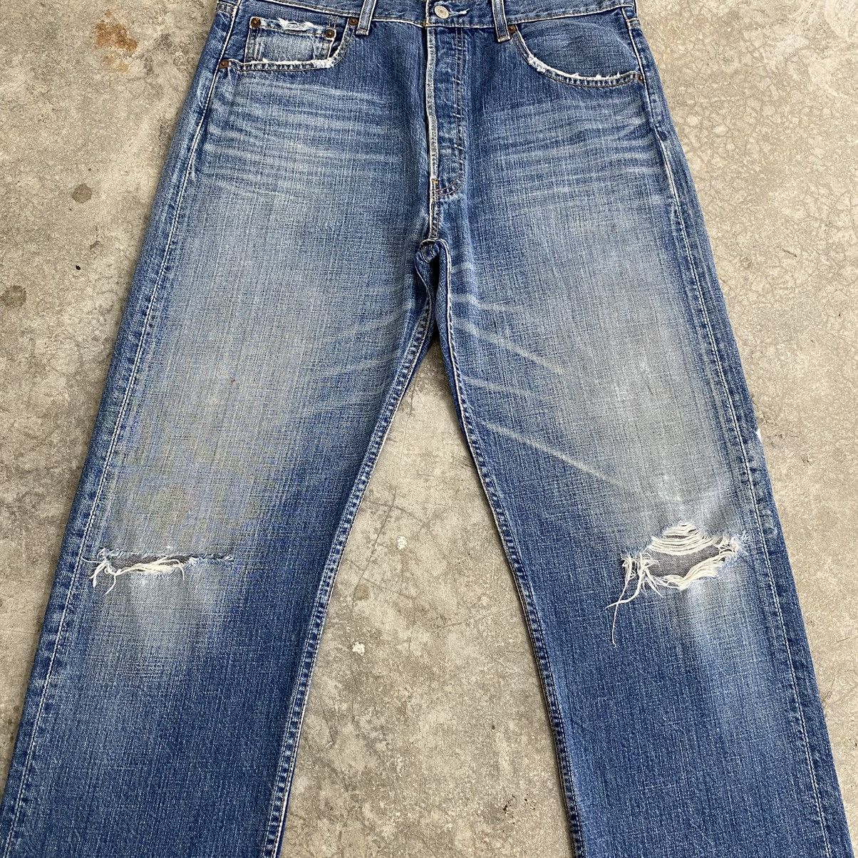 Levi's Size 33x32.5 Vintage 00’s Levis 501 Faded Blue Ripped Jeans Size US 33 - 4 Thumbnail