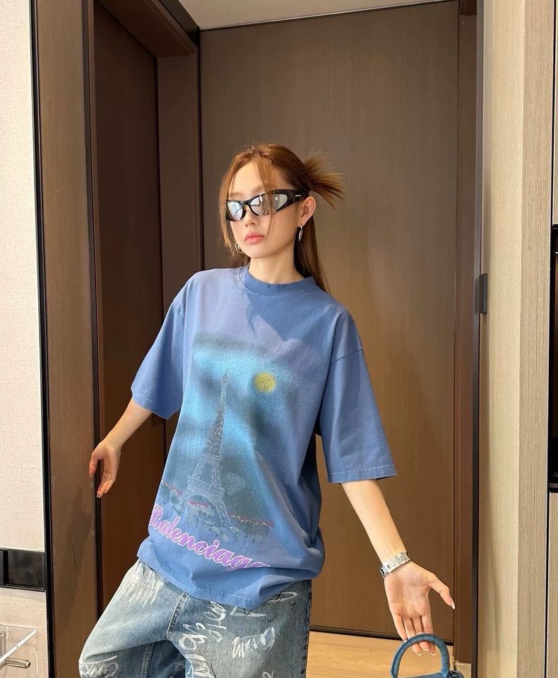 Balenciaga Balenciaga Blue old tower logo short sleeves Size US L / EU 52-54 / 3 - 7 Thumbnail