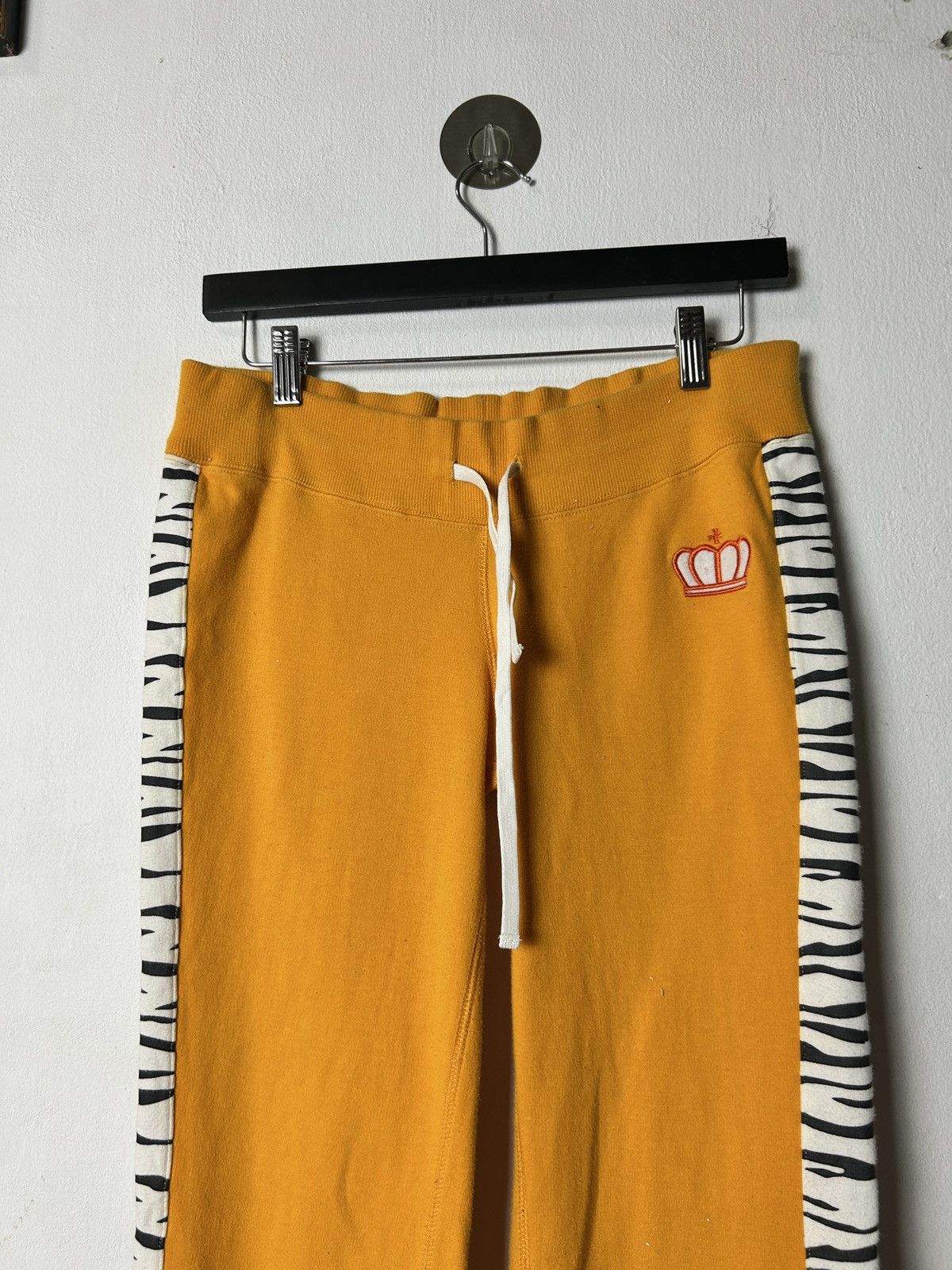 Japanese Brand Baby doll Y2k tiger stripe super flare jogger pants Size 28" / US 6 / IT 42 - 4 Thumbnail