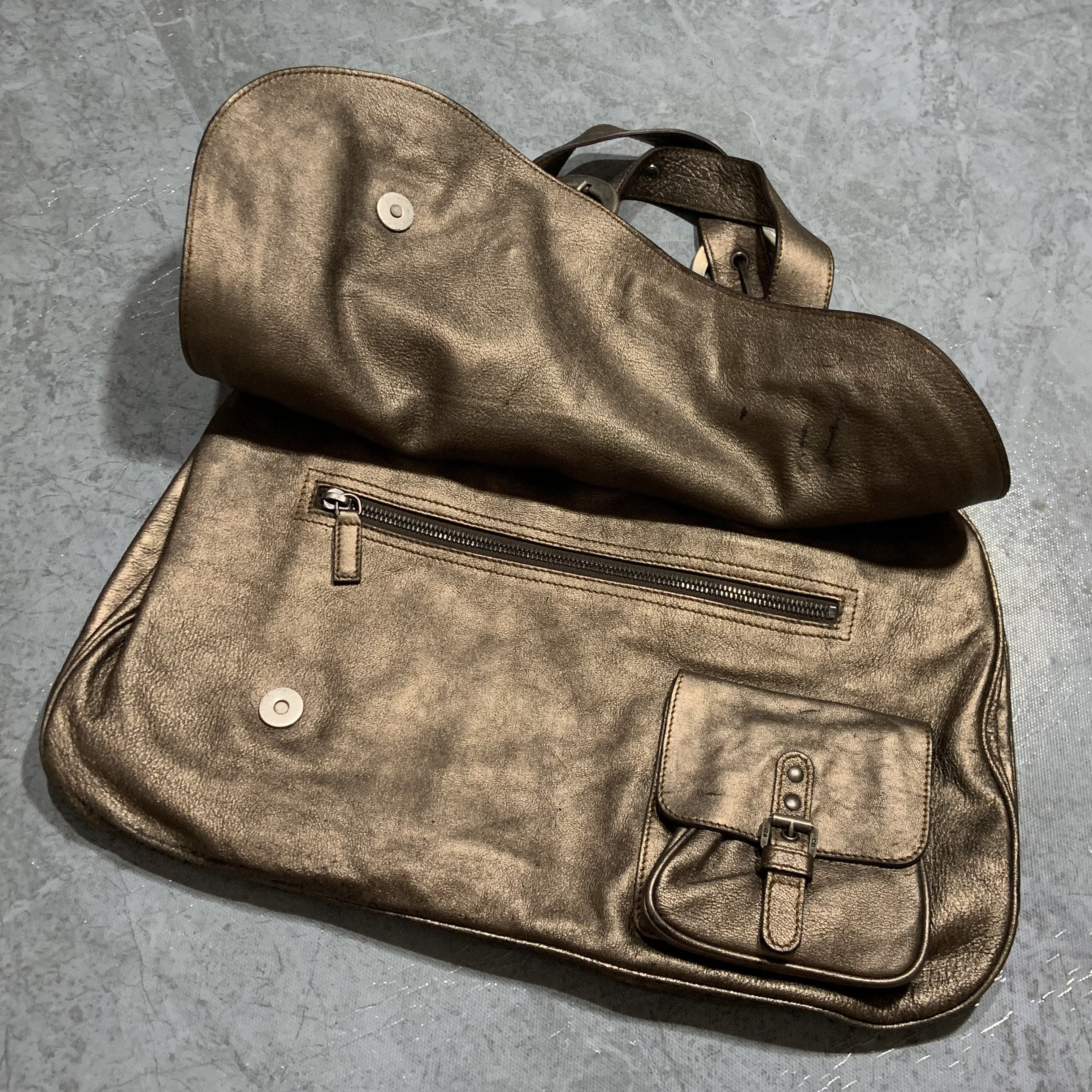 Dior Christian Dior - AW06 - Silver Mettalic Leather Gaucho Bag Size ONE SIZE - 3 Thumbnail