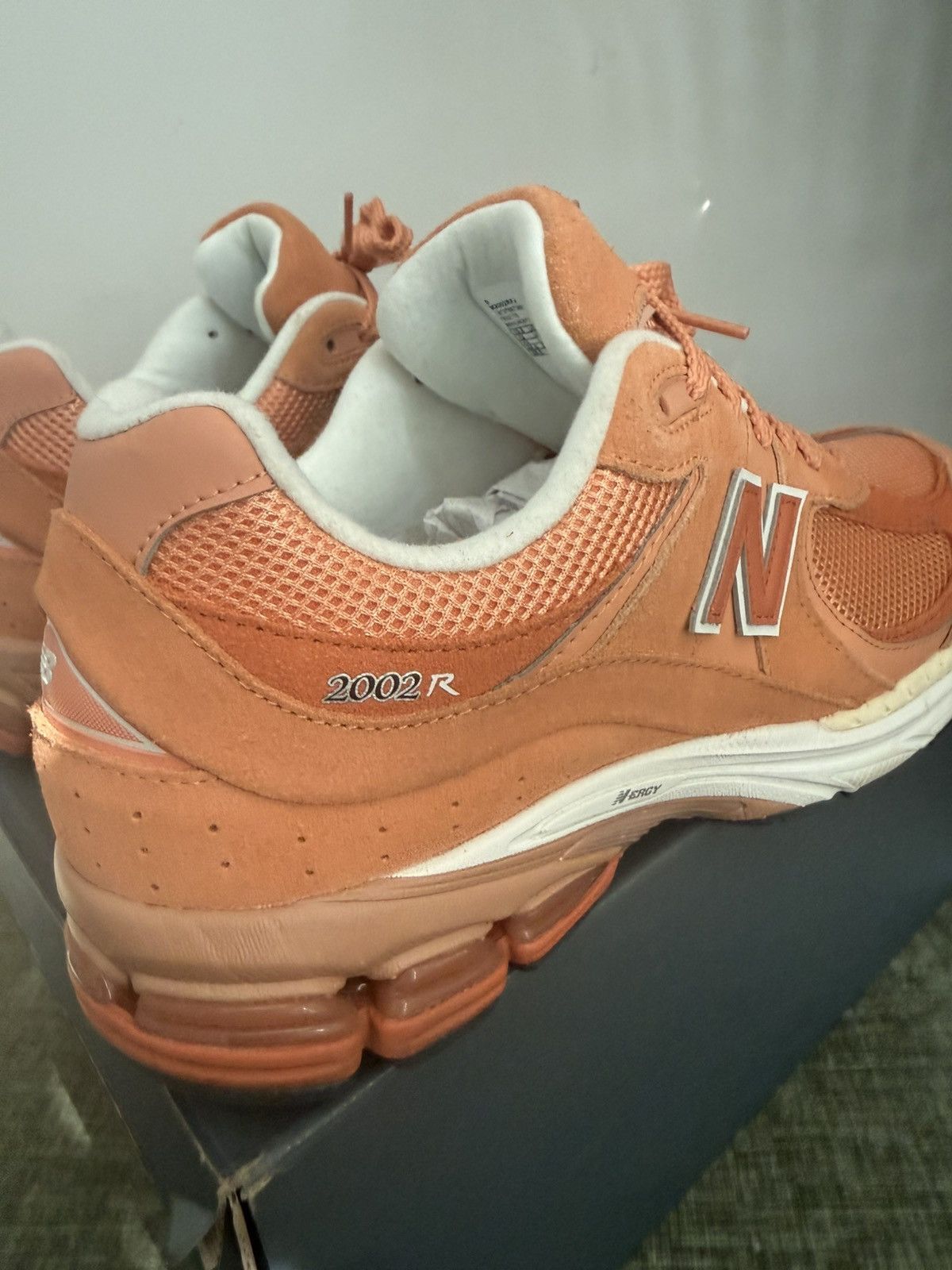 New Balance New Balance 2002R sz 10.5 Size US 10.5 / EU 43-44 - 4 Thumbnail
