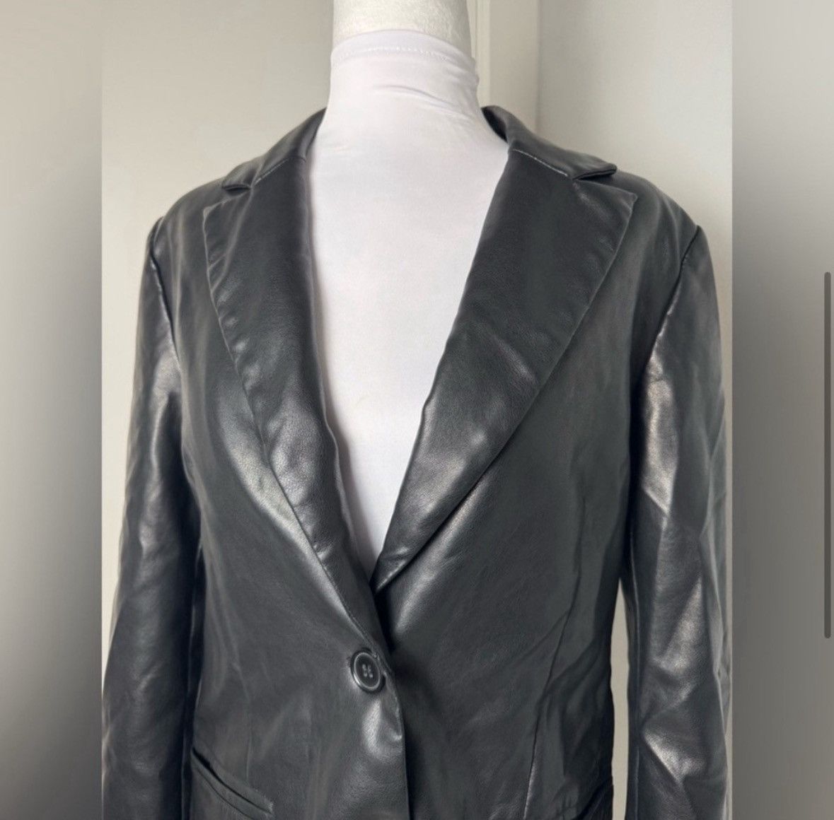 Rebecca Minkoff Rebecca Minkoff Black Lambskin Leather Blazer/Size Small Size S / US 4 / IT 40 - 4 Thumbnail