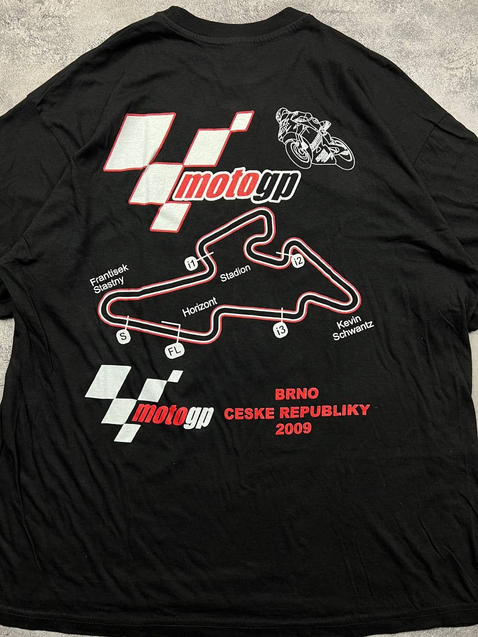 Vintage Vintage MotoGP Racing T-shirt Brno 2009S Size US XL / EU 56 / 4 - 7 Thumbnail