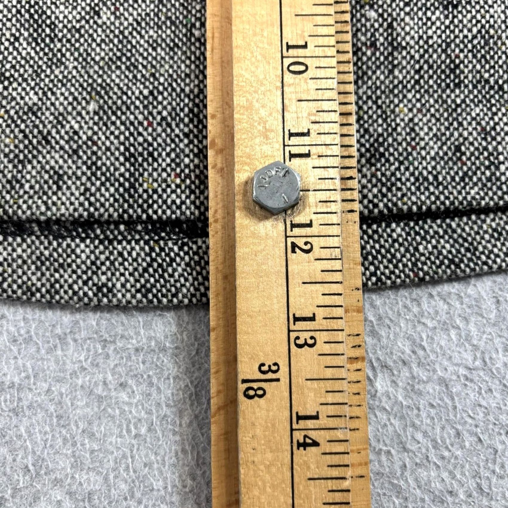 Vintage VINTAGE? No — Charlotte Russe Skirt Teens 3 Gray Tweed Wool Pockets Zipper Mini Casual Preppy 90s? (adjust as needed) Size 26" / US 2 / IT 38 - 5 Thumbnail