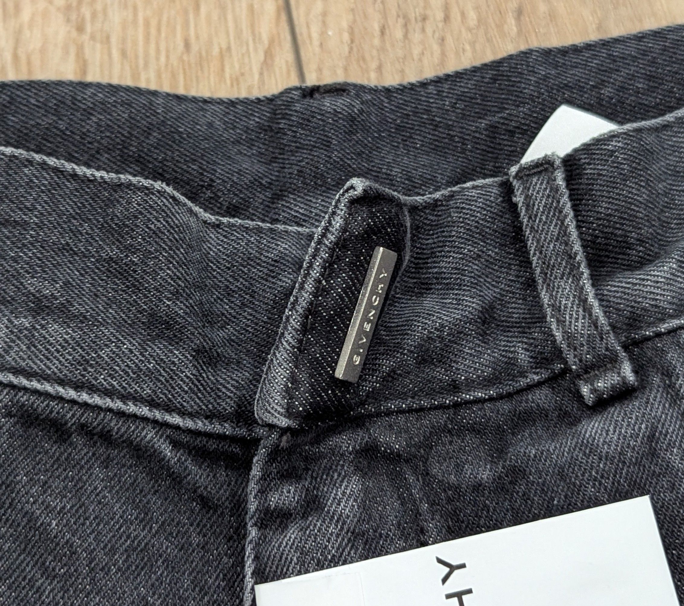 Givenchy Givenchy Loose Dragon Printed Carpenter Jeanss Black 32 Size US 32 / EU 48 - 2 Thumbnail
