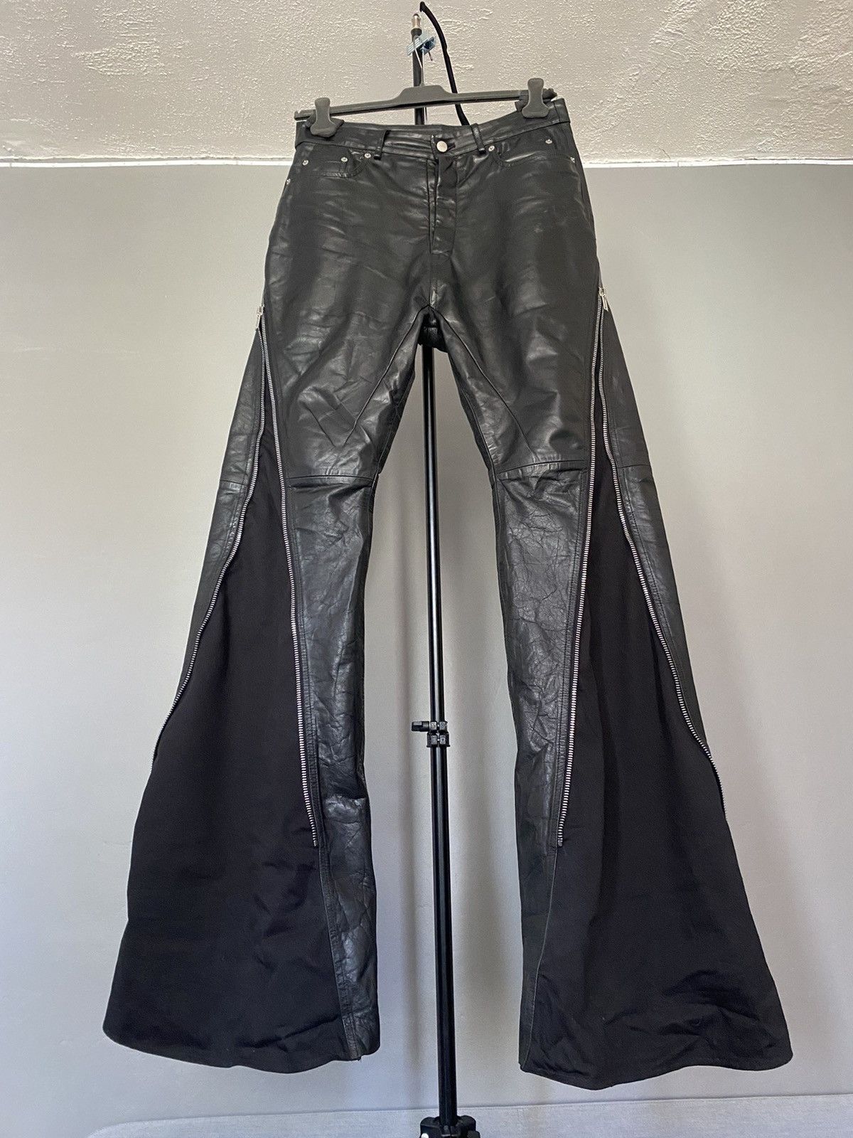 image of Rick Owens Bolan Banana Calf Leather Ss23 Pants, Men's (Size 31)