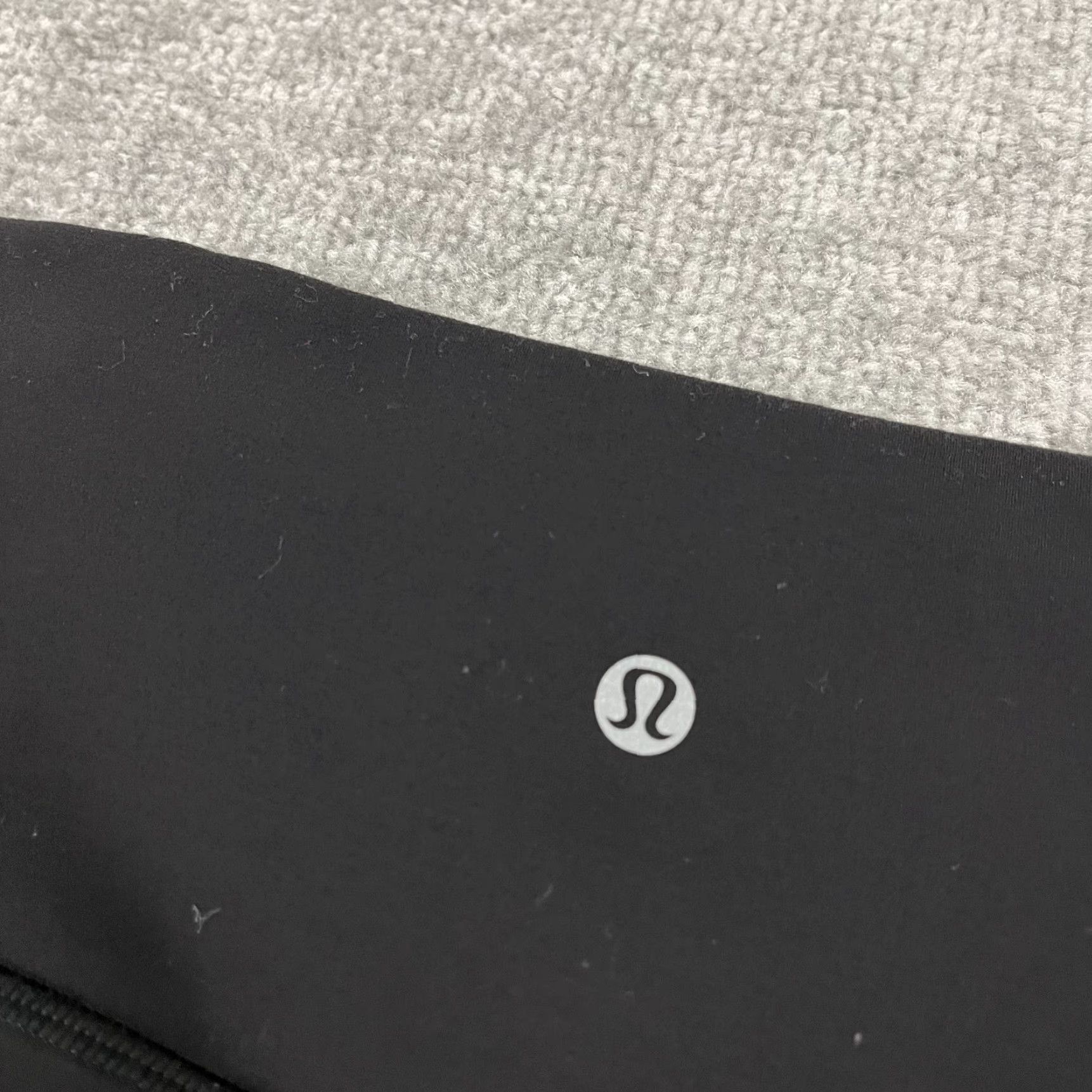 Lululemon Lululemon In Movement Crop Leggings Womens Size 4 19" Black Everlux Athletic Activewear Size 27" / US 4 / IT 40 - 2 Thumbnail