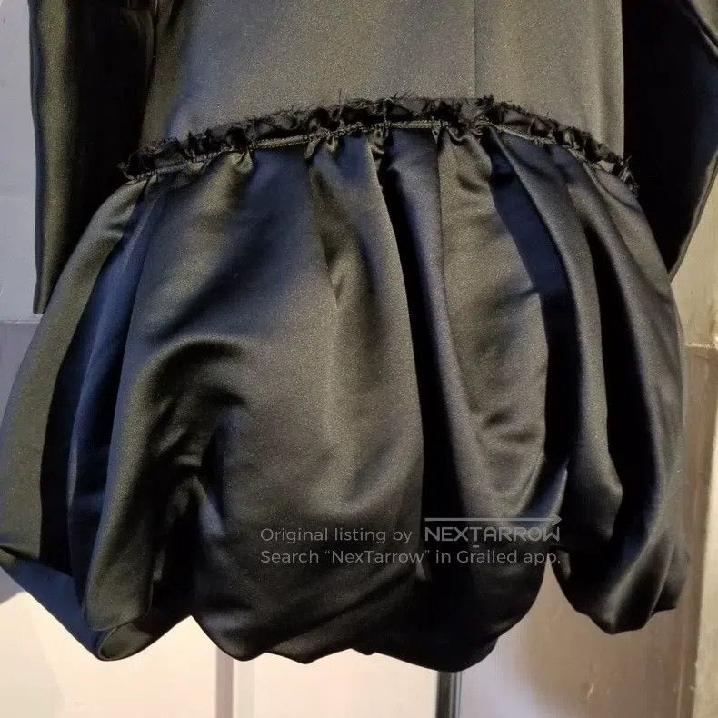 Comme des Garcons Comme des Garcons Black Design Chinese Bud Top Size S / US 4 / IT 40 - 7 Thumbnail