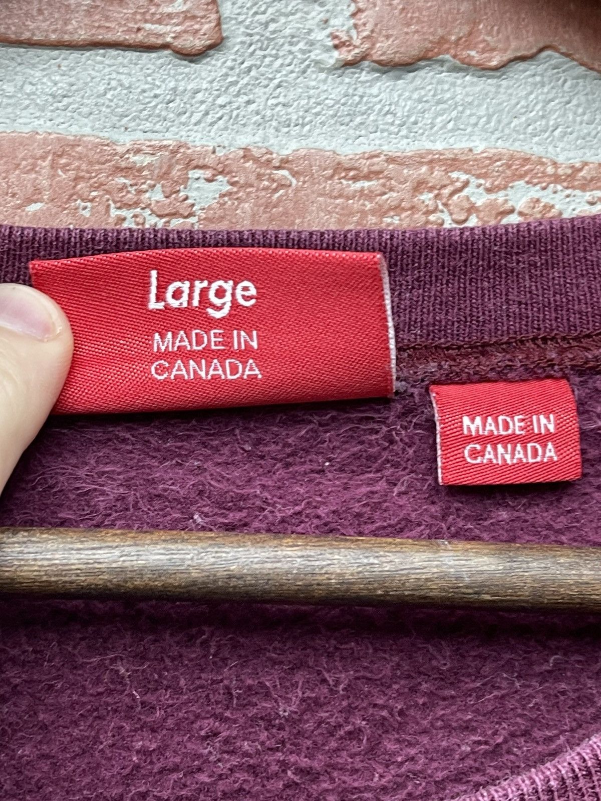 Supreme Size L - Supreme Gonz Heads Crewneck Sweater Burgundy Size US L / EU 52-54 / 3 - 8 Thumbnail