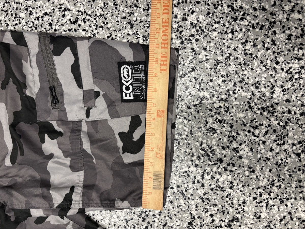 Ecko Unltd. 2000s Ecko Untld. Grey Camo Baggy Fit Hybrid Shorts Size 34 Size US 34 / EU 50 - 7 Thumbnail