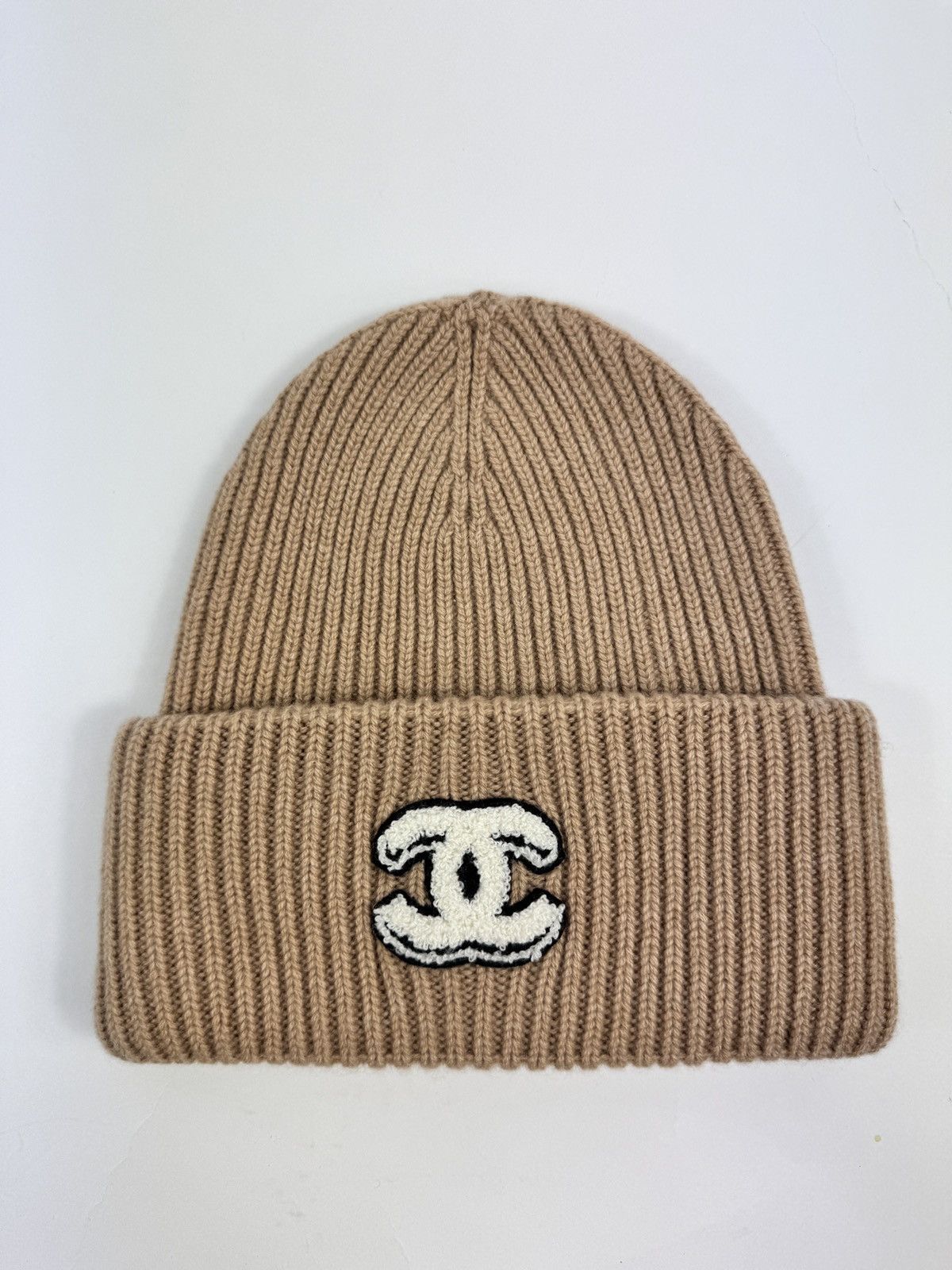 Chanel CHANEL LOGO BEANIE Size ONE SIZE - 1 Thumbnail
