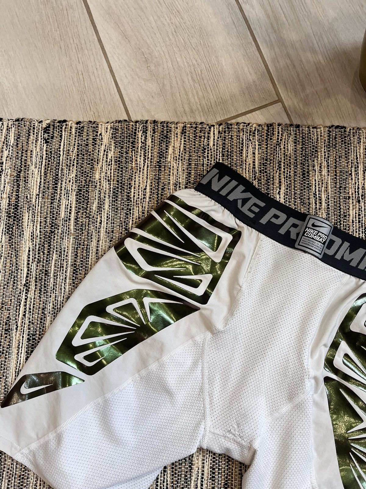 Nike Nike Pro Combat Compression Shorts Tracks sportswear Size US 34 / EU 50 - 7 Thumbnail