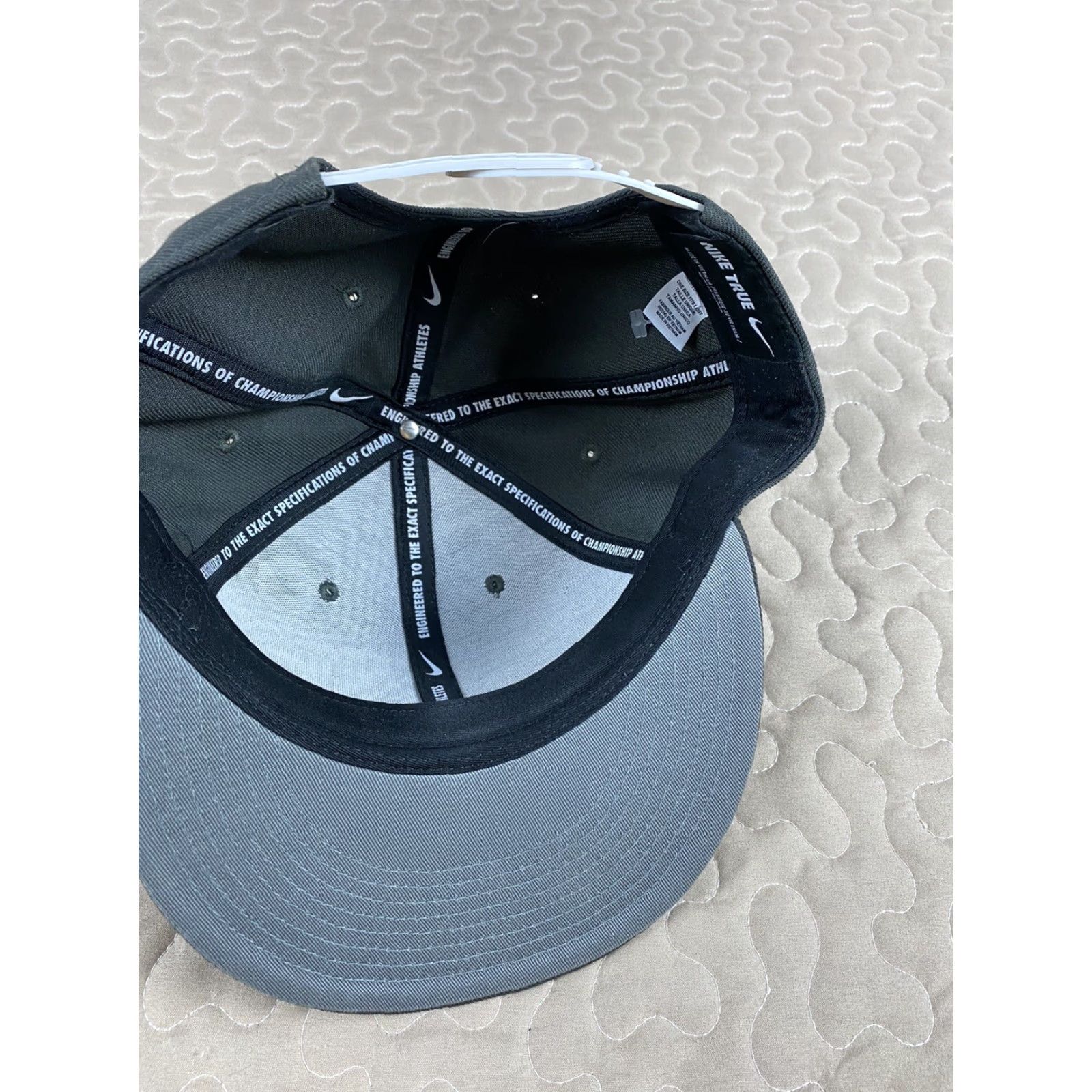 Nike Kyrie Irving Nike Air Snapback Hat Cap Mens Adjustable Two Tone Gray Basketball Size ONE SIZE - 4 Thumbnail