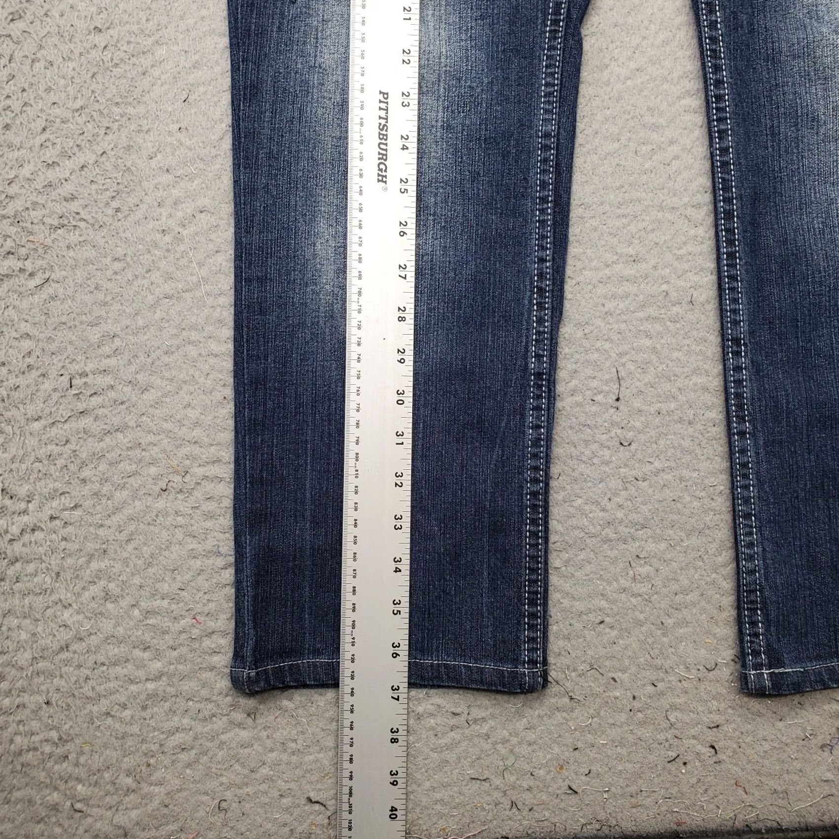 Buffalo David Bitton Buffalo David Bitton Jeans Mens 36 Blue Denim Faded Streetwear Straight Leg Mens Size 36 Blue Denim Straight Leg Jeans Size US 36 / EU 52 - 3 Thumbnail