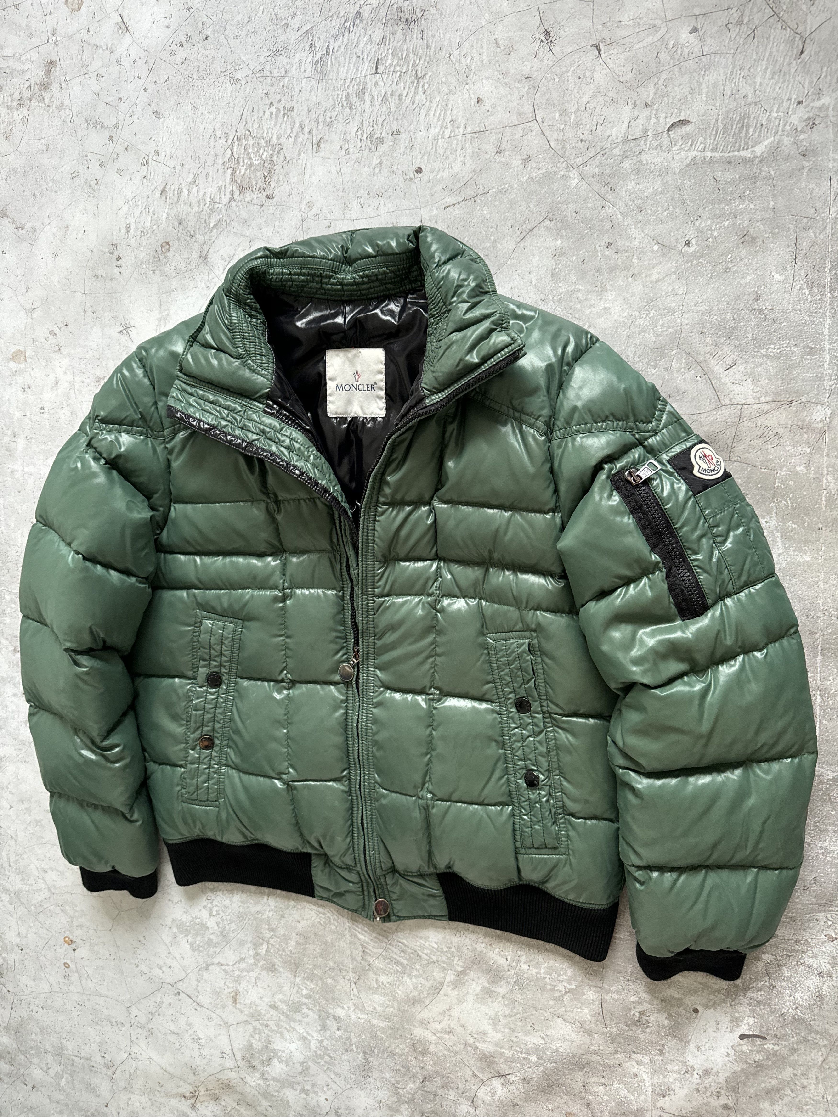 Pre-owned Moncler Auburn Puffer Jacket Coat Bomber In Green