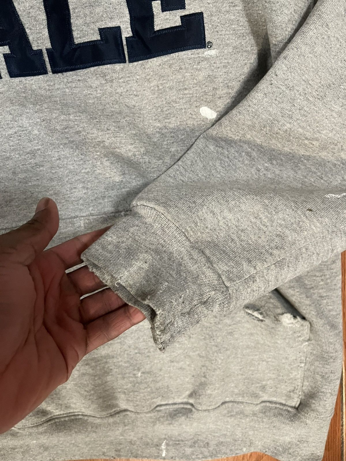 Vintage Yale distressed paint splatter Balenciaga style hoodie Size US M / EU 48-50 / 2 - 3 Thumbnail