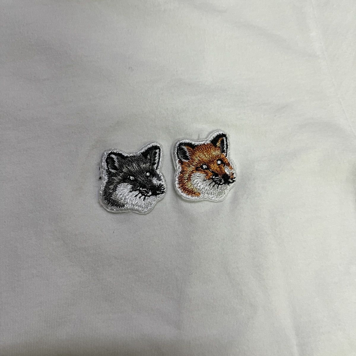 Maison Kitsune Maison Kitsune Double Fox Head T Shirt Size US S / EU 44-46 / 1 - 2 Thumbnail