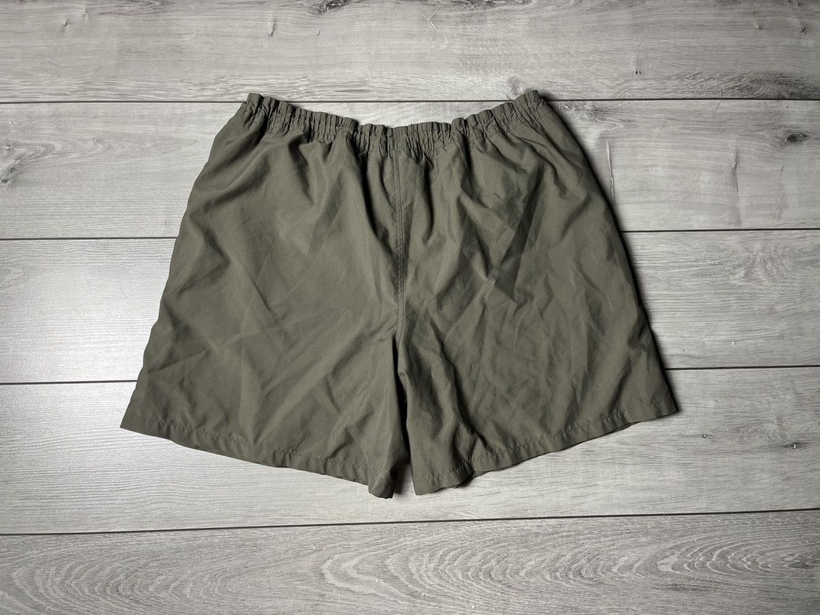 Tommy Hilfiger Tommy Hilfiger shorts swimmer size XLarge Size US 36 / EU 52 - 4 Thumbnail