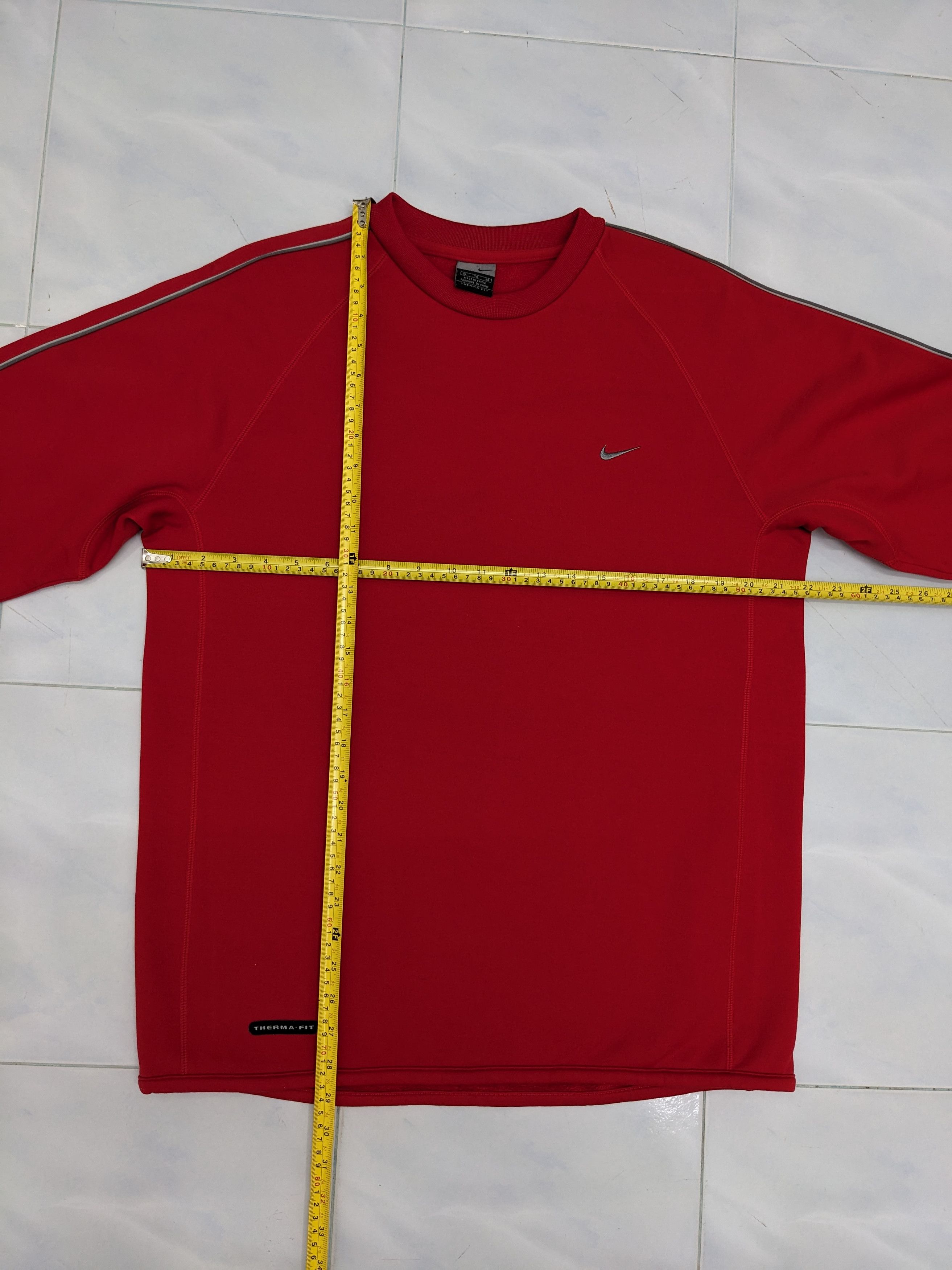 Nike Vintage Nike Therma-Fit Red Crewneck Sweatshirt Size US XL / EU 56 / 4 - 8 Thumbnail