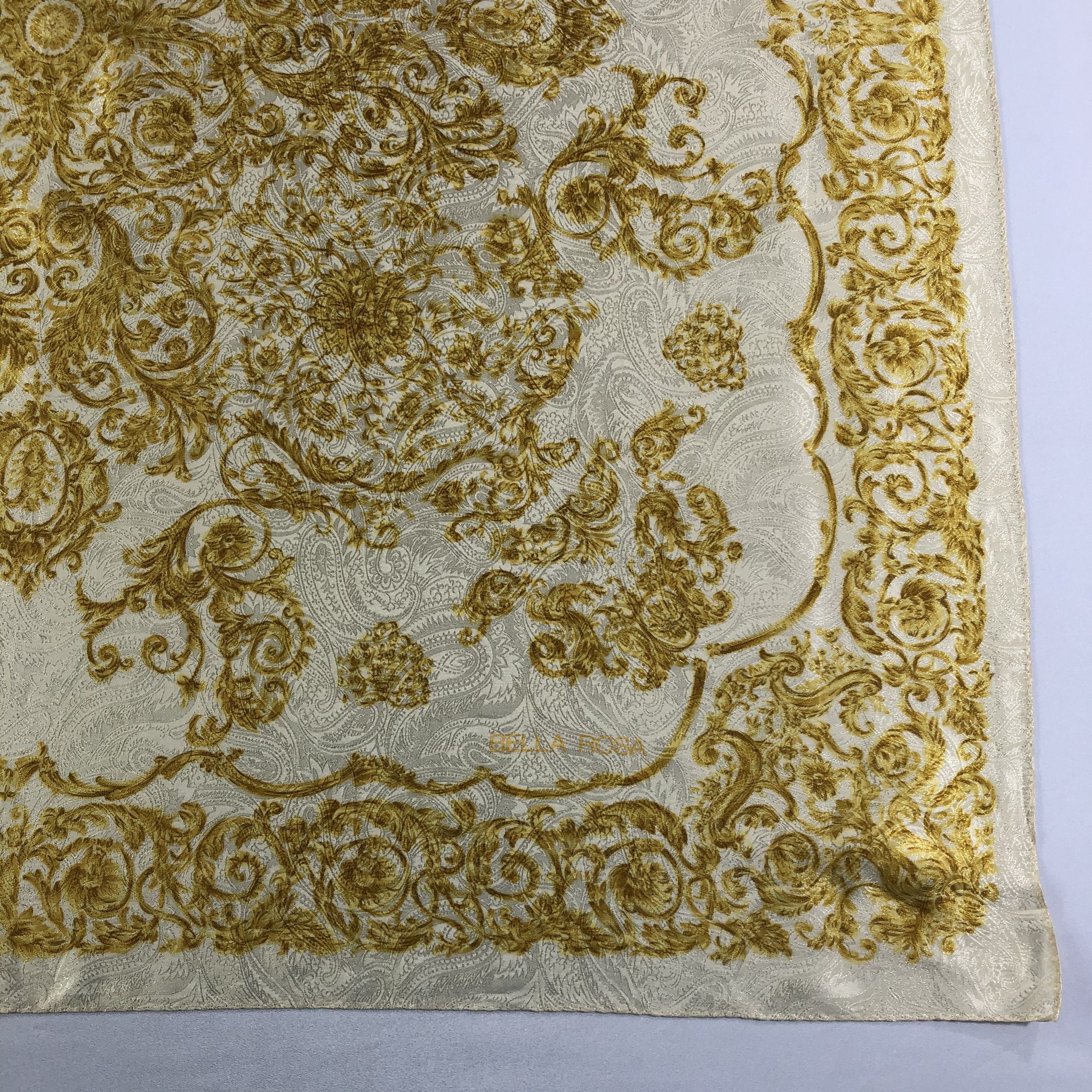 Vintage Vintage Bella Rosa Silk Scarf Size ONE SIZE - 3 Thumbnail