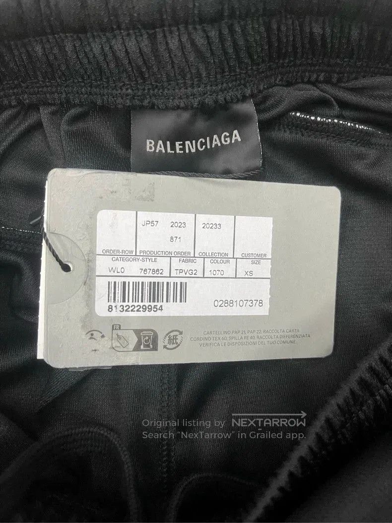 Balenciaga Balenciaga Manchester United Lion Shorts. Size US 34 / EU 50 - 4 Thumbnail