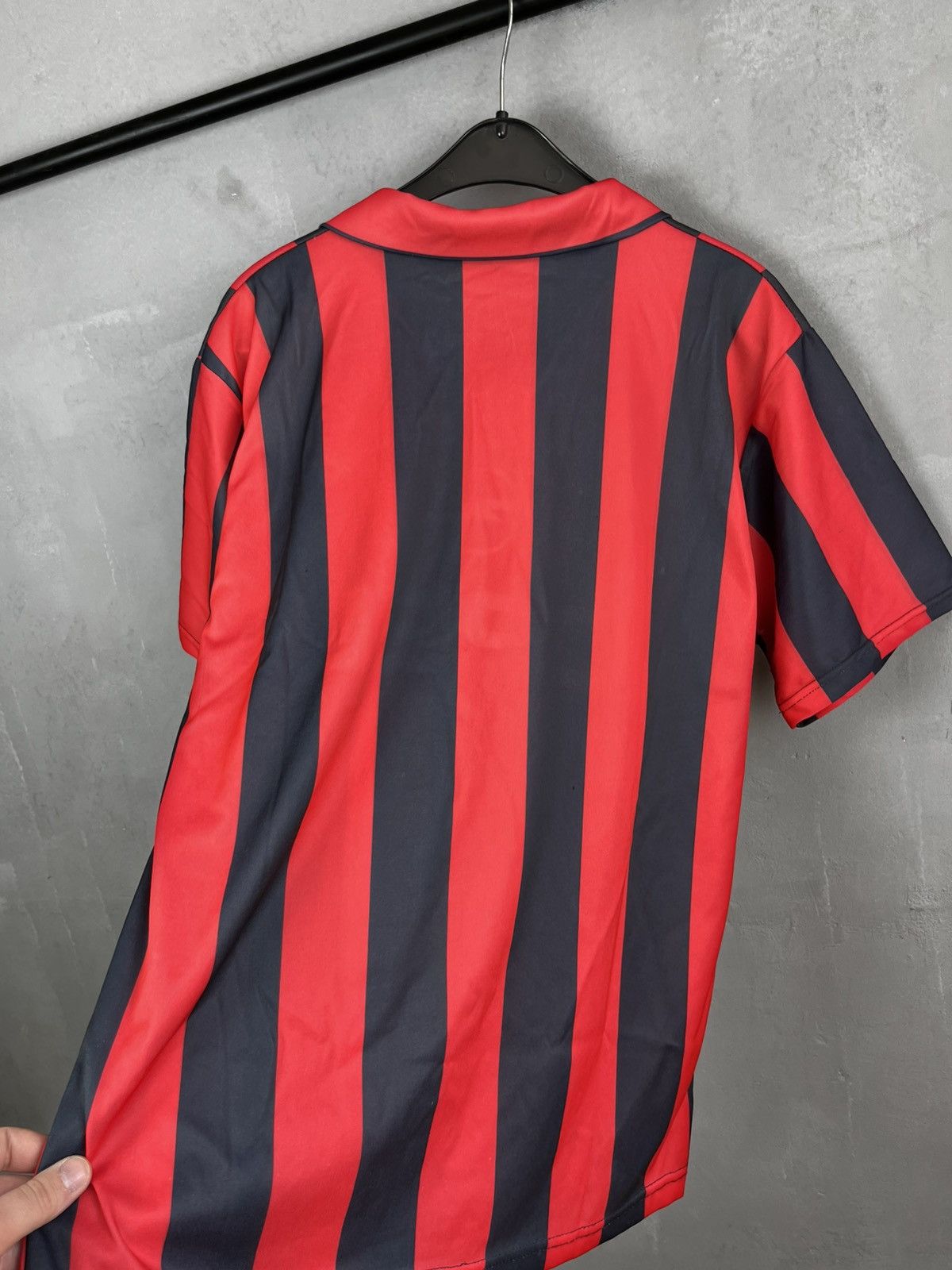 Vintage VINTAGE 90's AC MILAN SOCCER JERSEY Size US XL / EU 56 / 4 - 11 Thumbnail