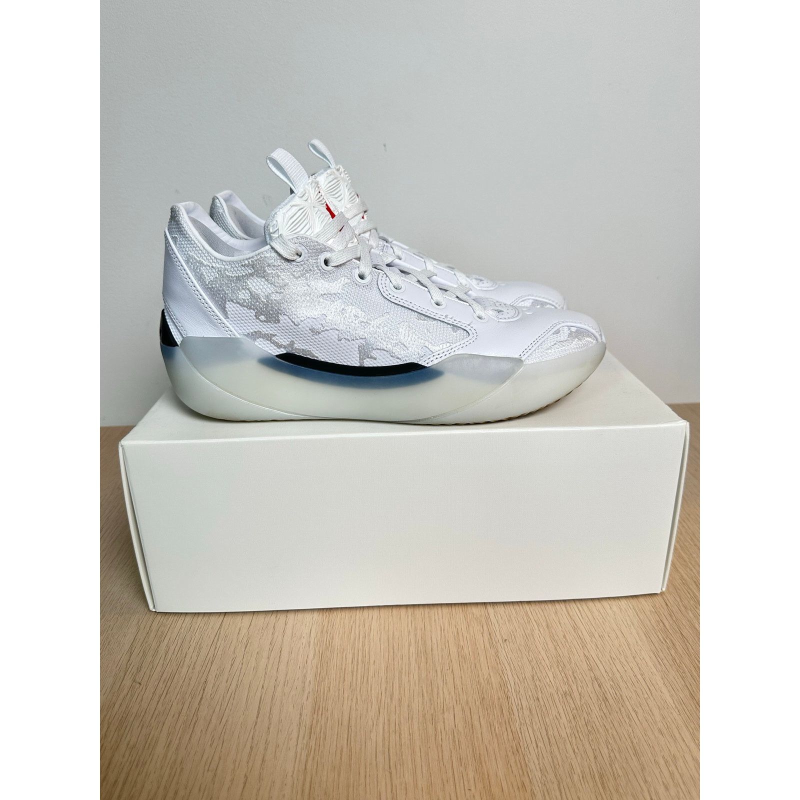 【新品未使用品】AIR JORDAN TYPE 39 ホワイト Air Jordan 39 