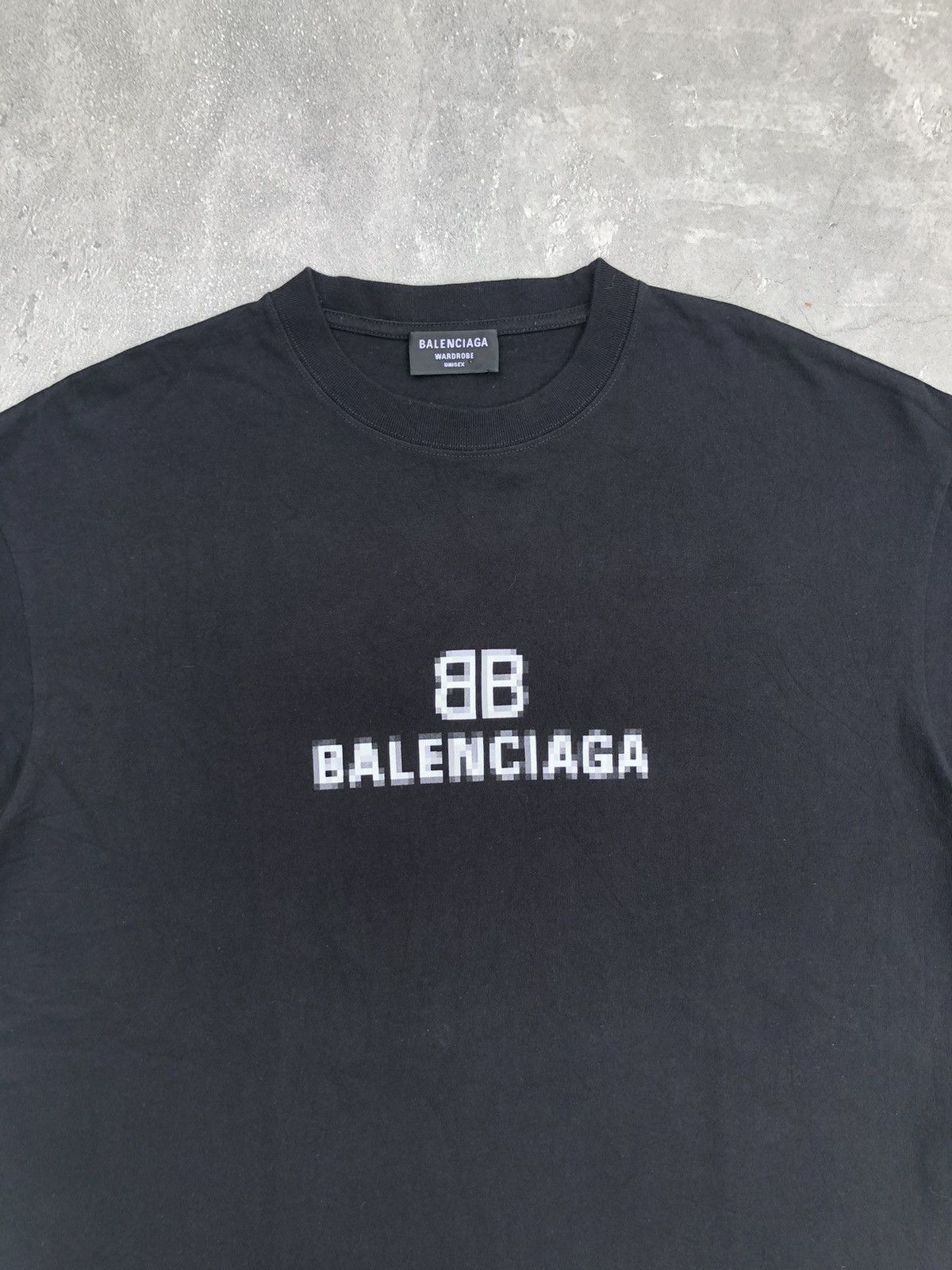 Balenciaga Balenciaga Pixel Logo Tee Size US M / EU 48-50 / 2 - 2 Thumbnail