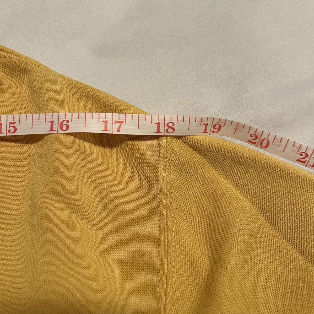 Nike Nike Sportswear SBB Swoosh Crewneck Sweatshirt Yellow Size S Size US S / EU 44-46 / 1 - 9 Thumbnail