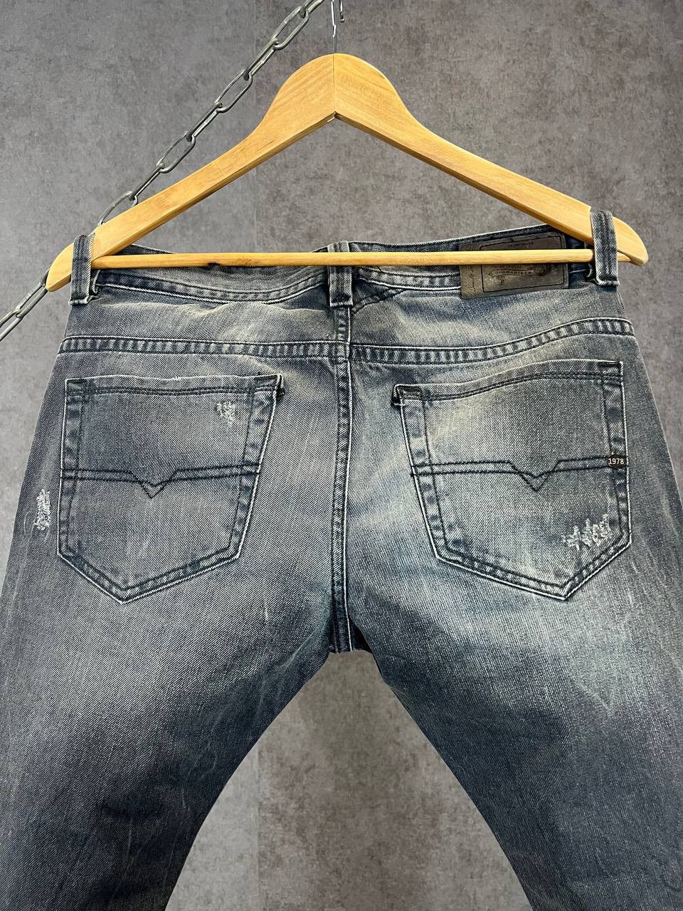 Diesel Diesel Thavar designer distressed jeans Size US 30 / EU 46 - 9 Thumbnail