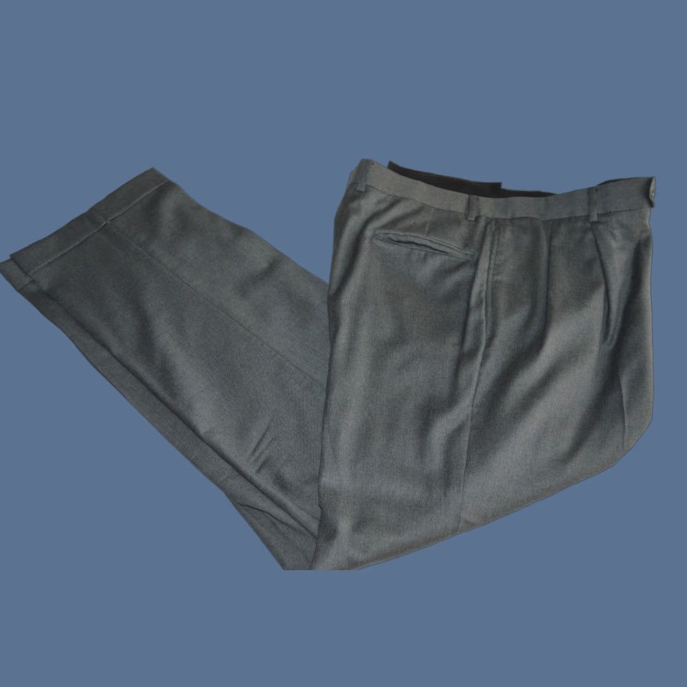 Jos. A. Bank Jos. A Bank 37 Reg Wool Signature Collection Traditional Fit Pleated Dress Pants Pants Mens Regular Gray Wool Dress Pants Size US 37 - 1 Thumbnail
