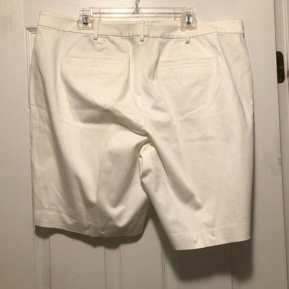 Ralph Lauren Ralph Lauren women's cotton casual shorts size: 18W Size 40" / US 18 - 2 Thumbnail
