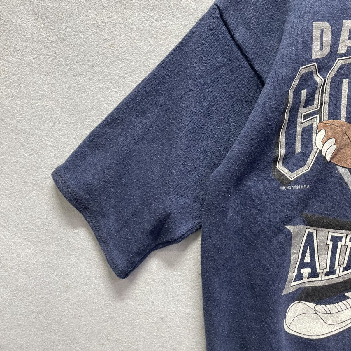 Warner Bros Vintage Early 90s Dallas Cowboys “Air It Out!” Sweatshirt Size US M / EU 48-50 / 2 - 9 Thumbnail