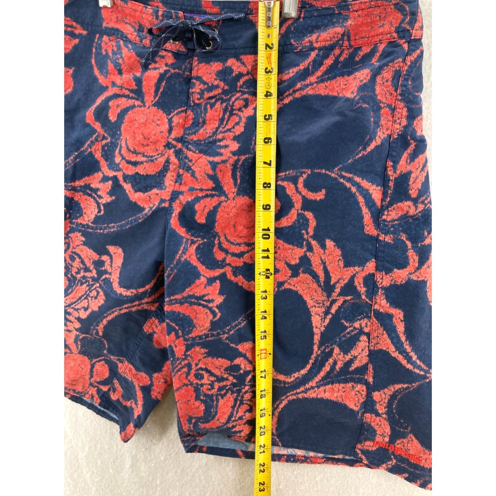 Patagonia Patagonia Swim Trunks Mens Large Lined Board Shorts Floral 38 Blue 100% Nylon Polyester Size US 33 - 3 Thumbnail