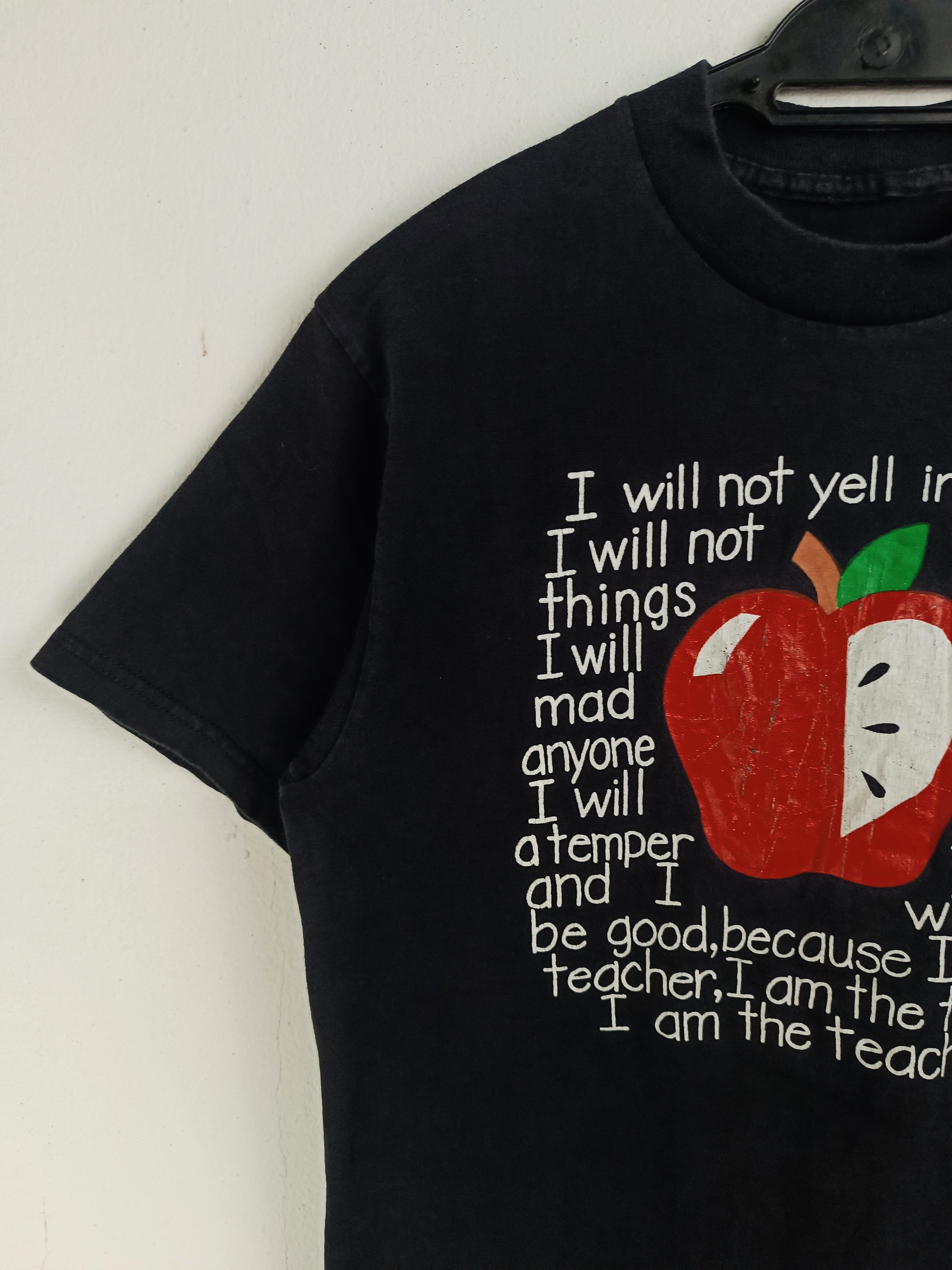Vintage VINTAGE 90'S APPLE I AM A TEACHER QUOTE FUNNY VERY RARE TEE Size US S / EU 44-46 / 1 - 7 Thumbnail
