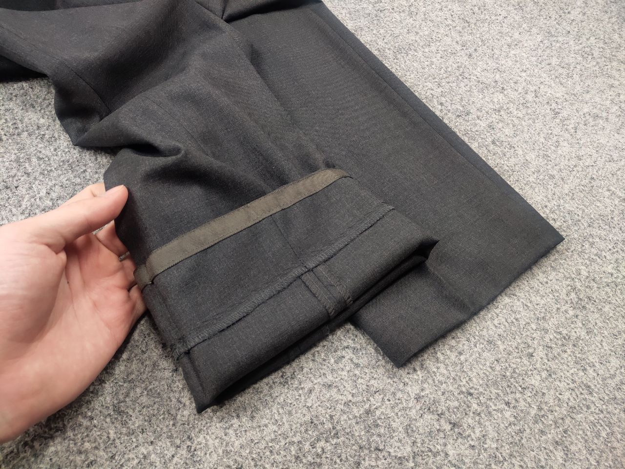 Canali Canali Italy Design 2 button Business Classic Suit Gray wool Size 50R - 14 Thumbnail
