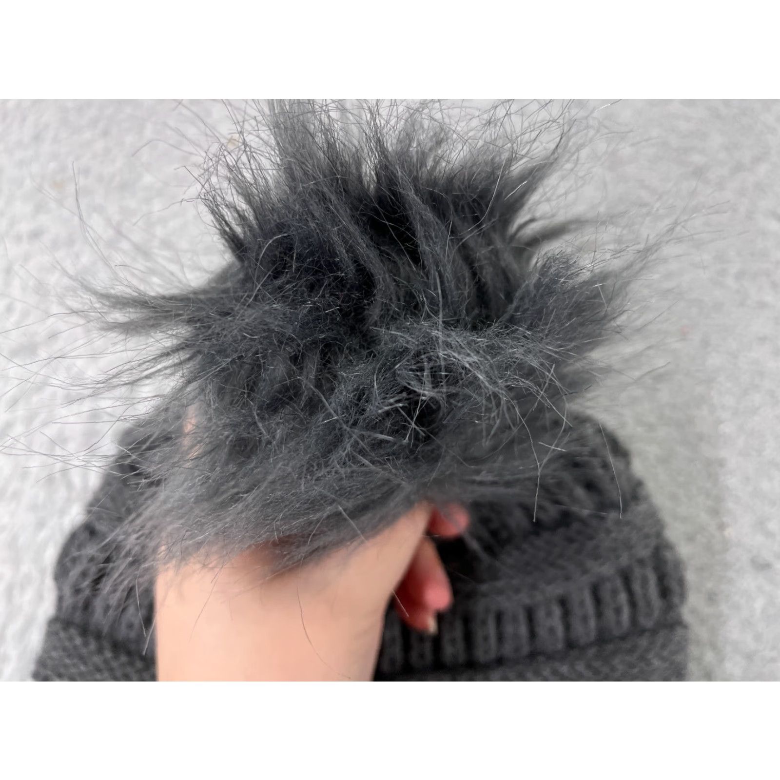 Vintage Time And Tru Beanie Hat Womens One Size Gray Knit Polyester Faux Fur Pom Size ONE SIZE - 3 Thumbnail
