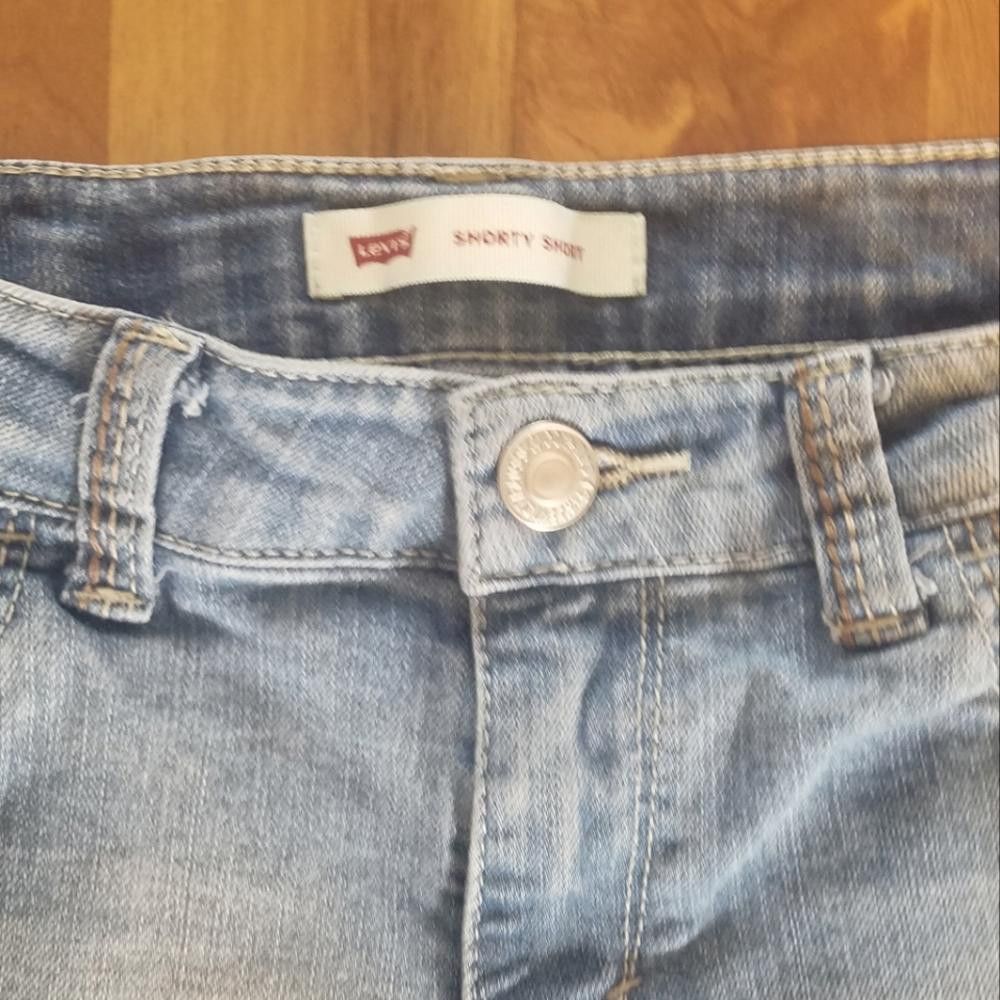 Levi's Levi's Shorty Short Size 14 Size US 26 / EU 42 - 2 Thumbnail
