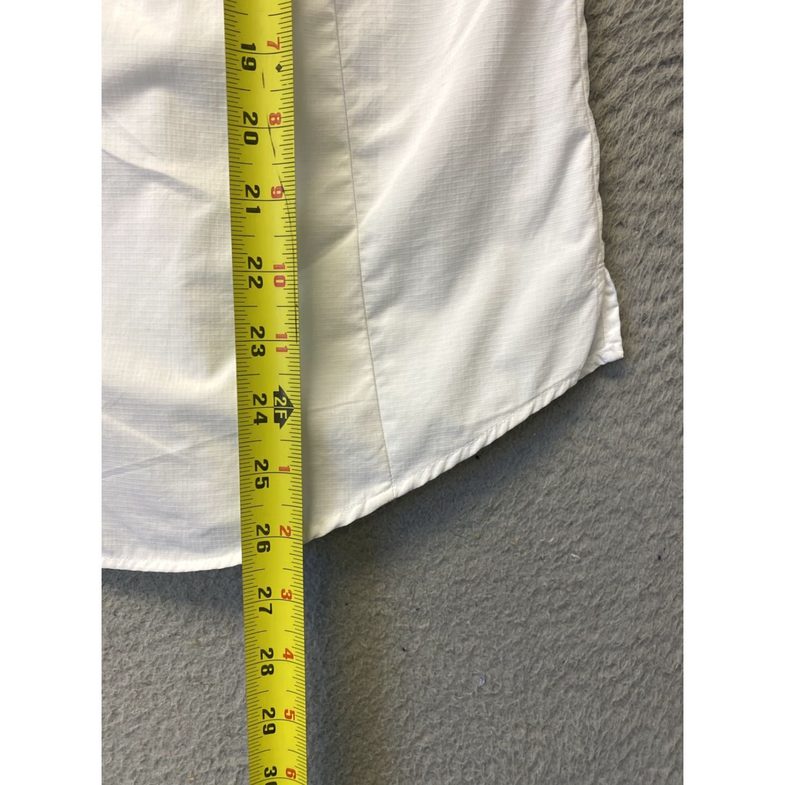Eddie Bauer Eddie Bauer BLOUSE White BUTTON UP-SLEEVELESS-NO IRON Polyester NWOT /33-77 Size S / US 4 / IT 40 - 6 Thumbnail