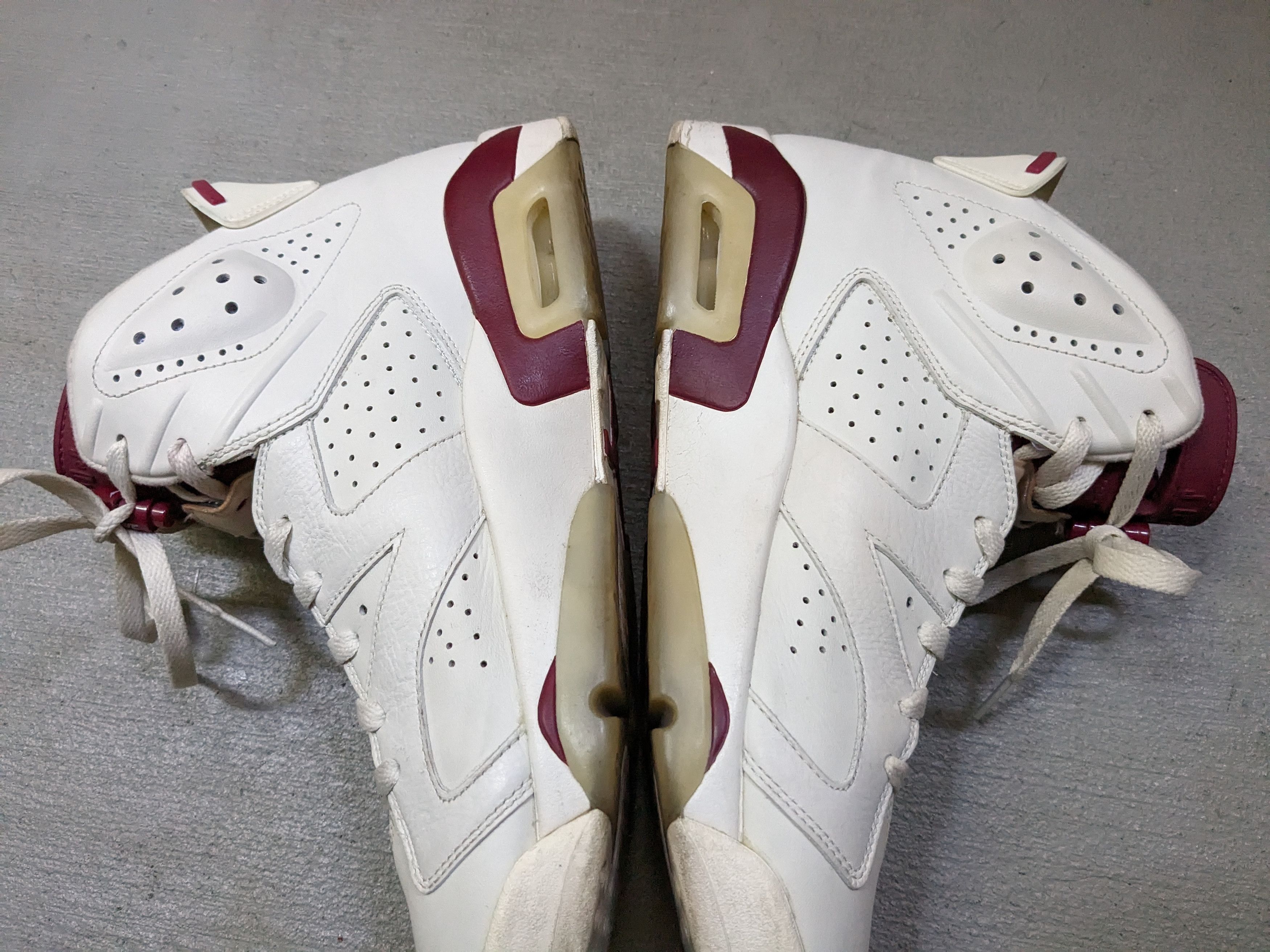 Jordan Brand × Nike Nike Air Retro Jordan 6 Maroon Size 10.5 2015 384664-116 Size US 10.5 / EU 43-44 - 10 Thumbnail