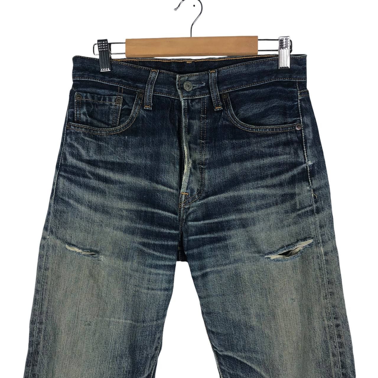 Jean × Levi's × Vintage Vintage Levi's Jeans 501 Distressed Jeans Size US 29 - 2 Thumbnail