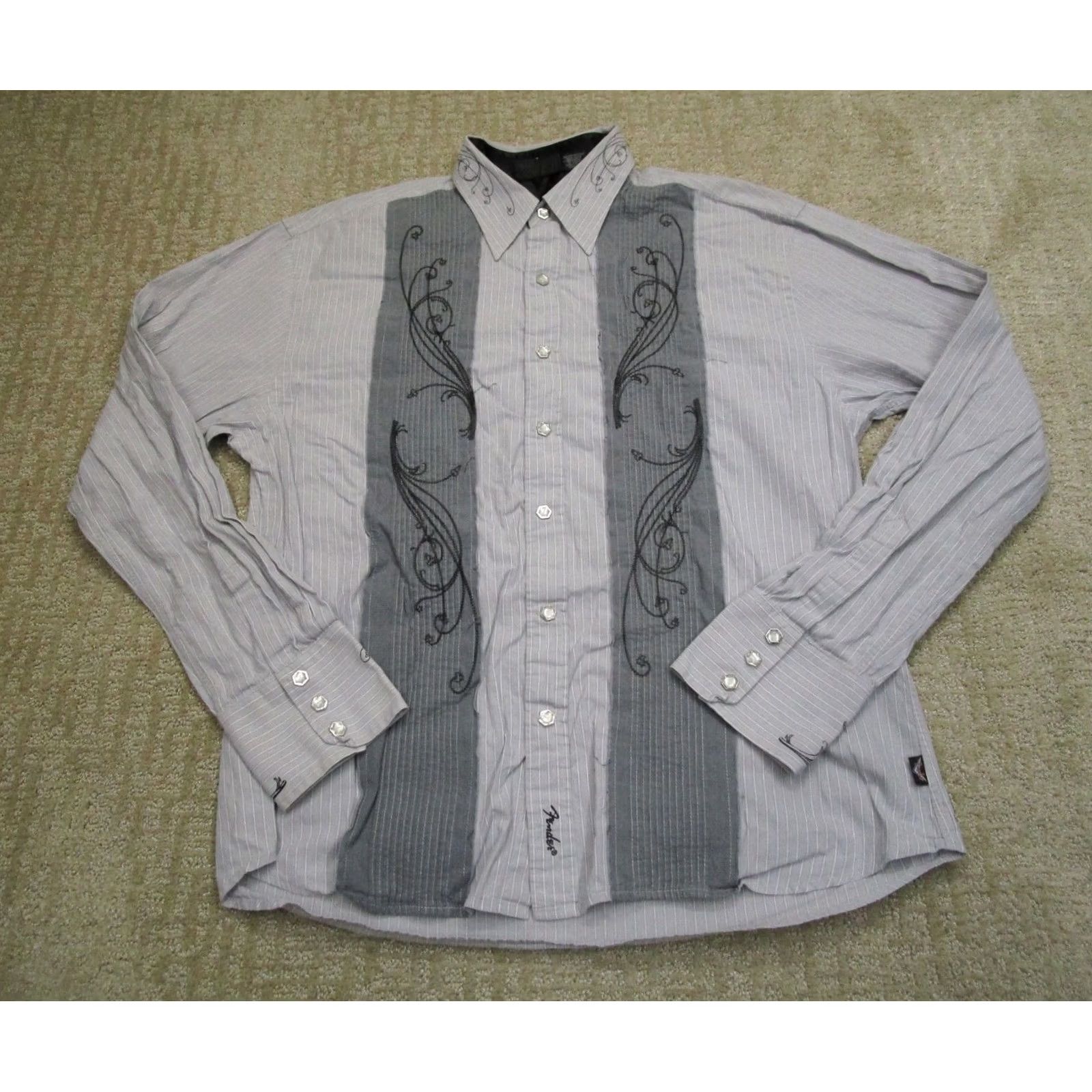 Fender Fender Shirt Men 2XL Gray Striped Long Sleeve Embroidered Rock & Roll Snap Button-Up Casual Shirt Size US XXL / EU 58 / 5 - 2 Thumbnail