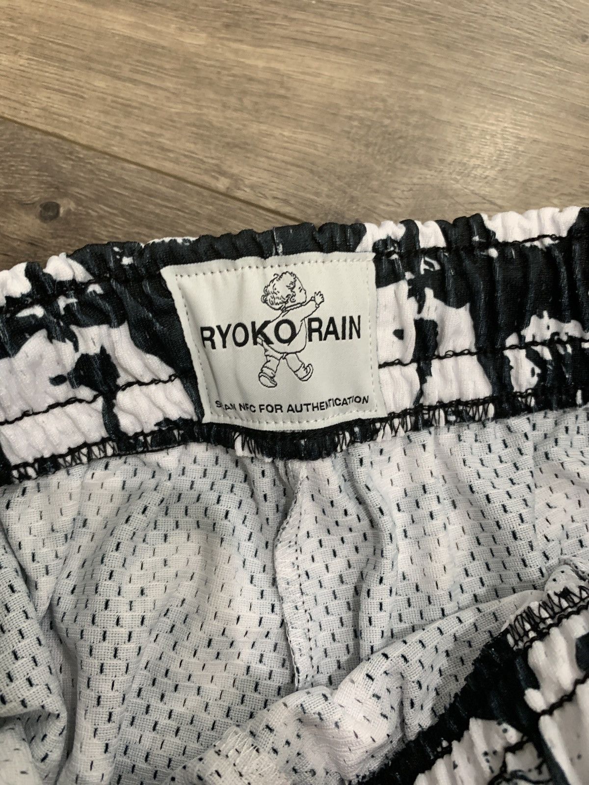 Ryoko Rain Ryoko Rain - Horror Film Size US 30 / EU 46 - 4 Thumbnail
